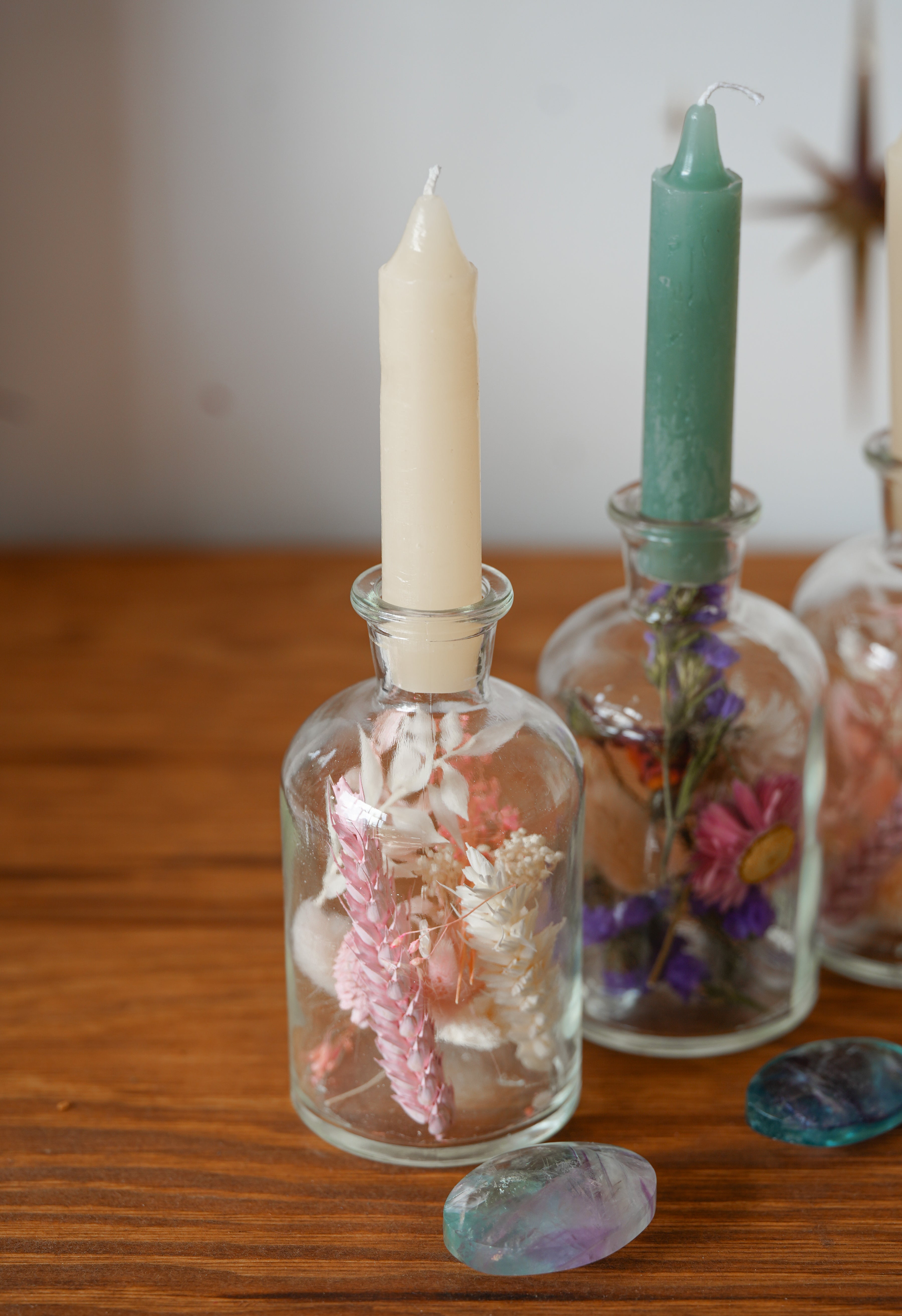 Ritual de Calma y Claridad con Fluorita y Flores