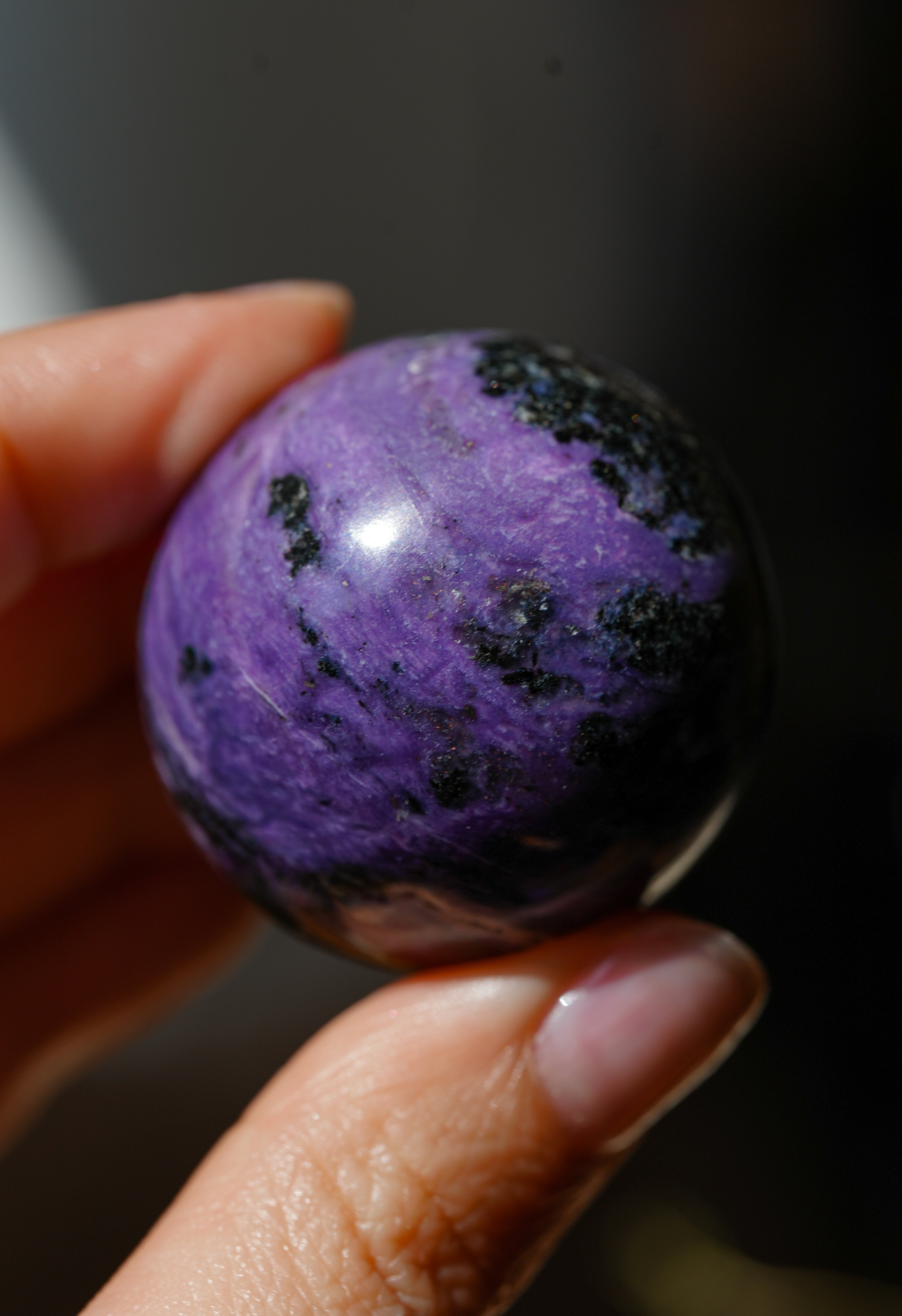 Esfera de Charoíta Natural · Calidad Extra