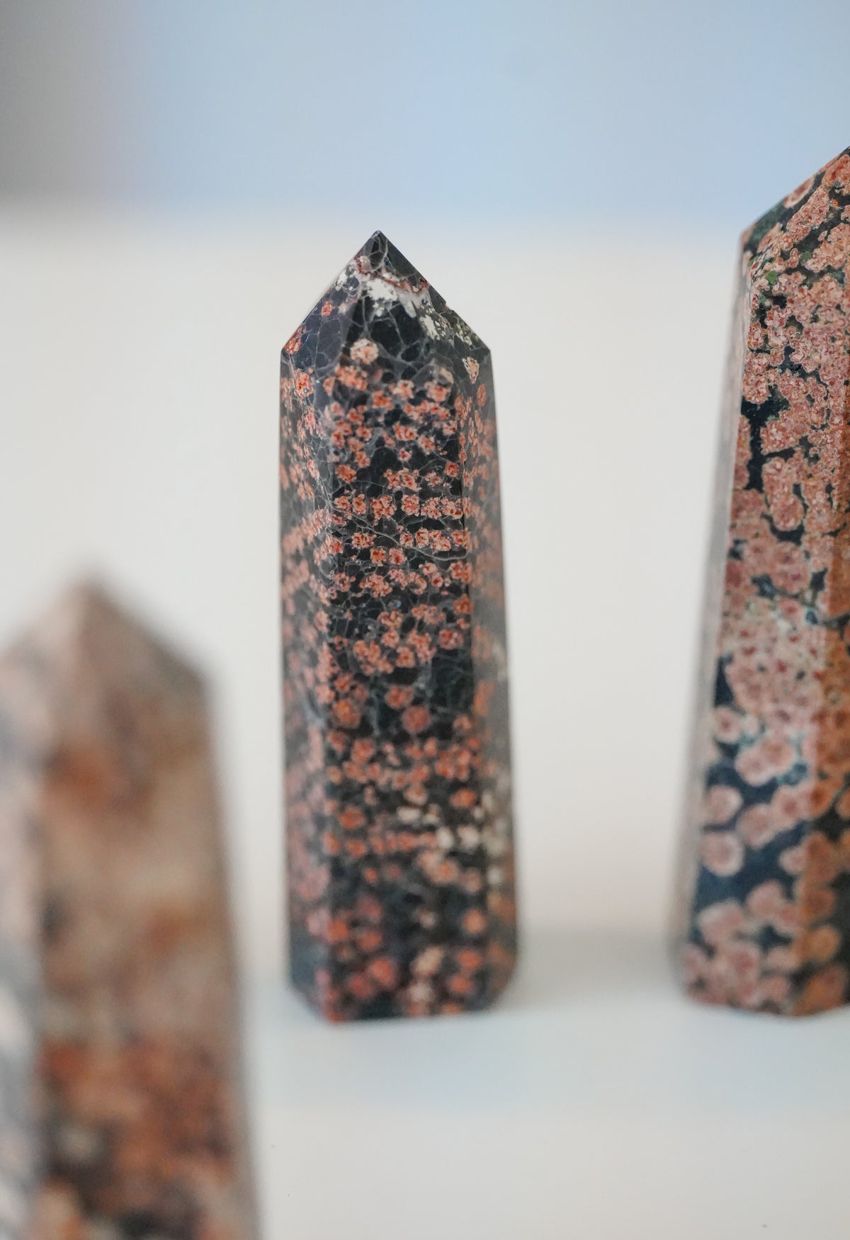 Punta de Obsidiana Copo Rojo – Protección y fuerza interna