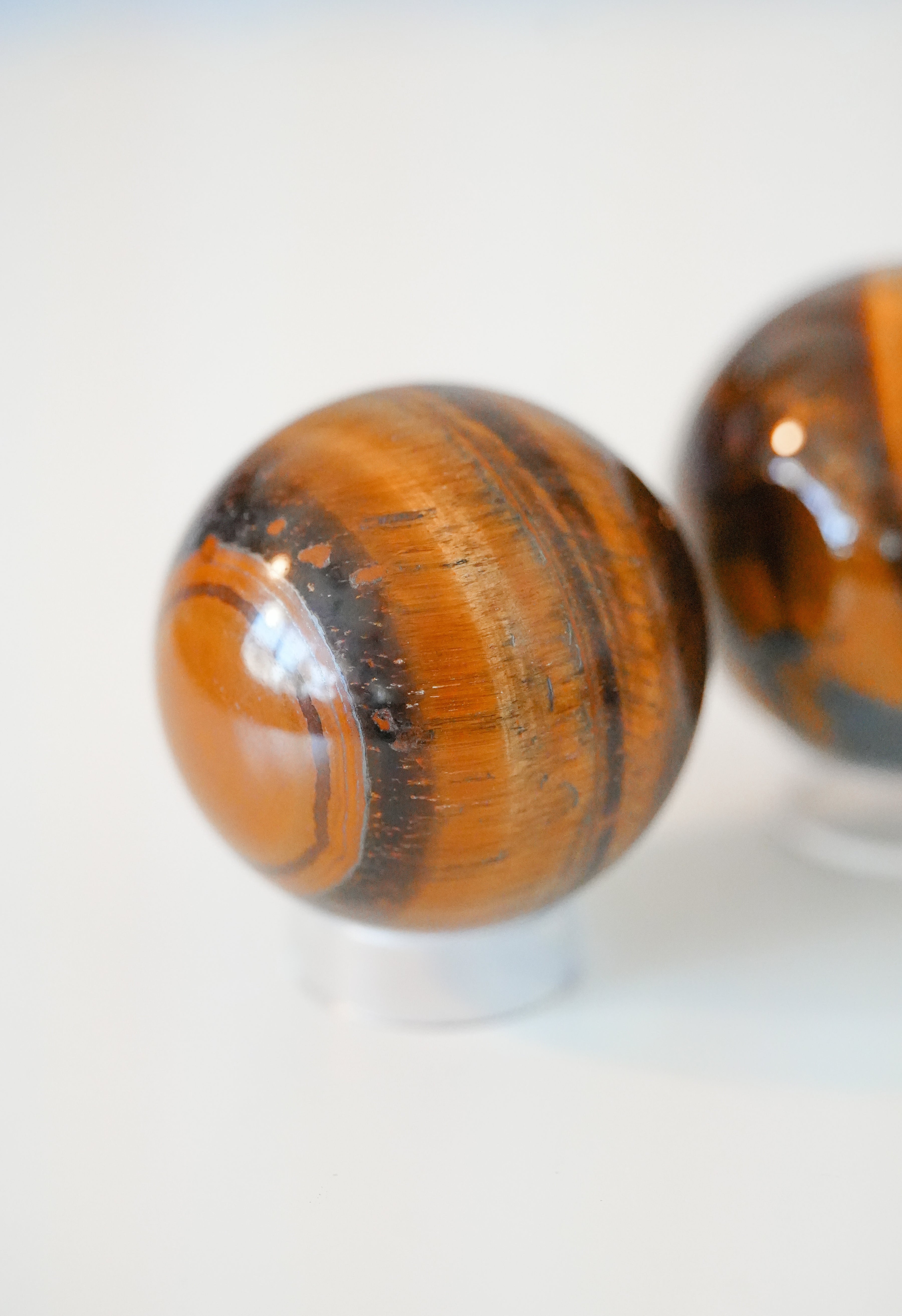 Esfera de Ojo de Tigre – Protección, fuerza y confianza