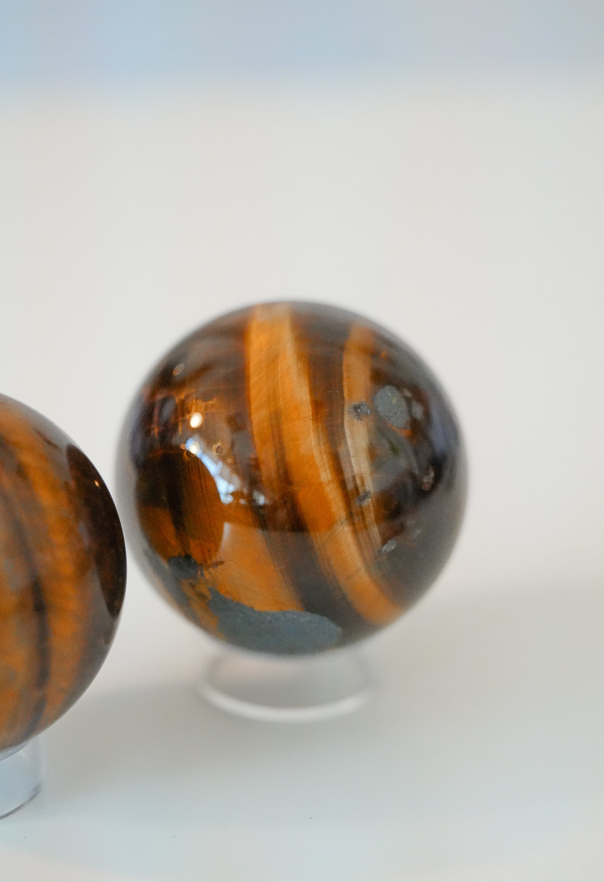 Esfera de Ojo de Tigre – Protección, fuerza y confianza