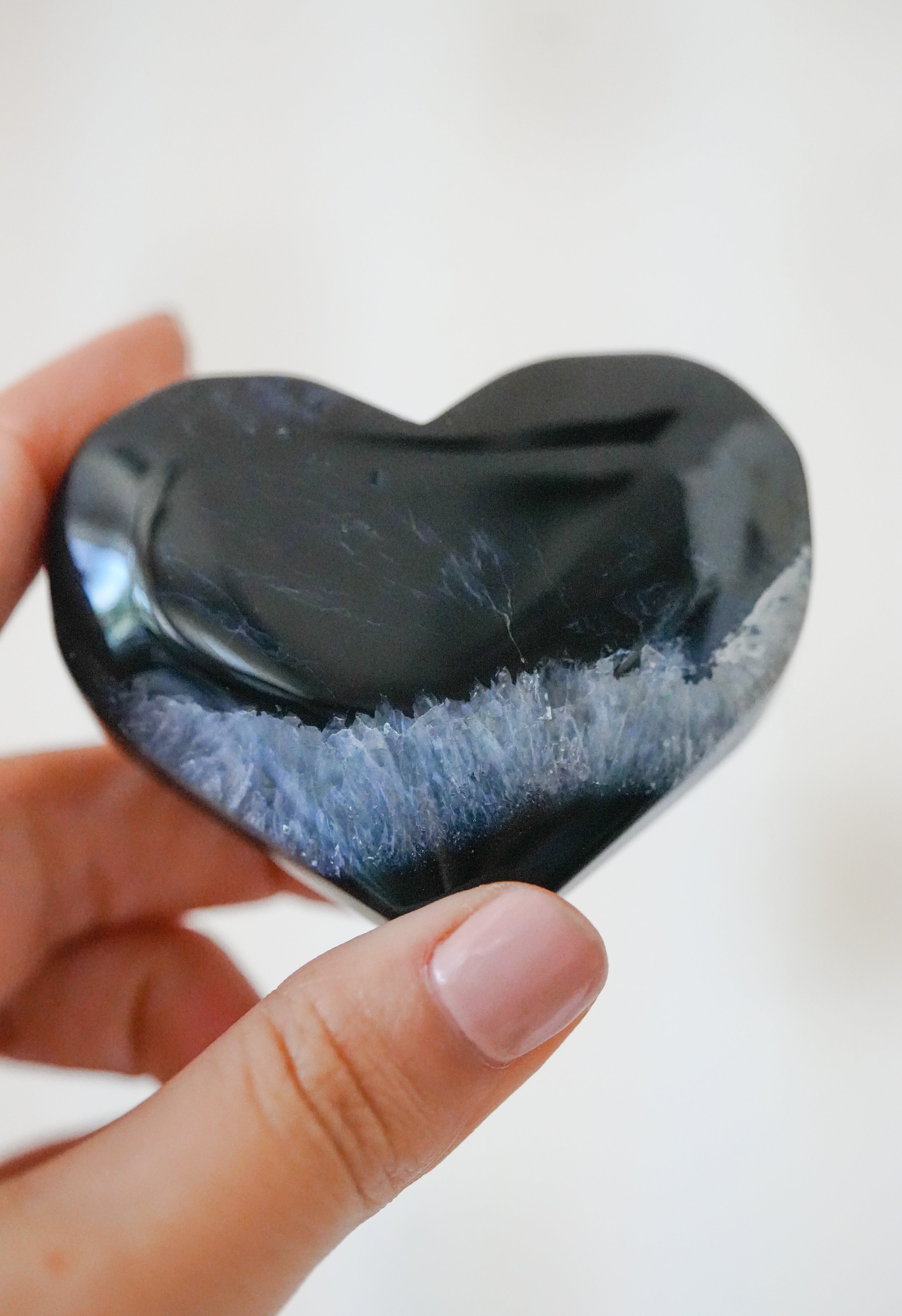 Corazón de Ágata Negra – Protección y estabilidad emocional