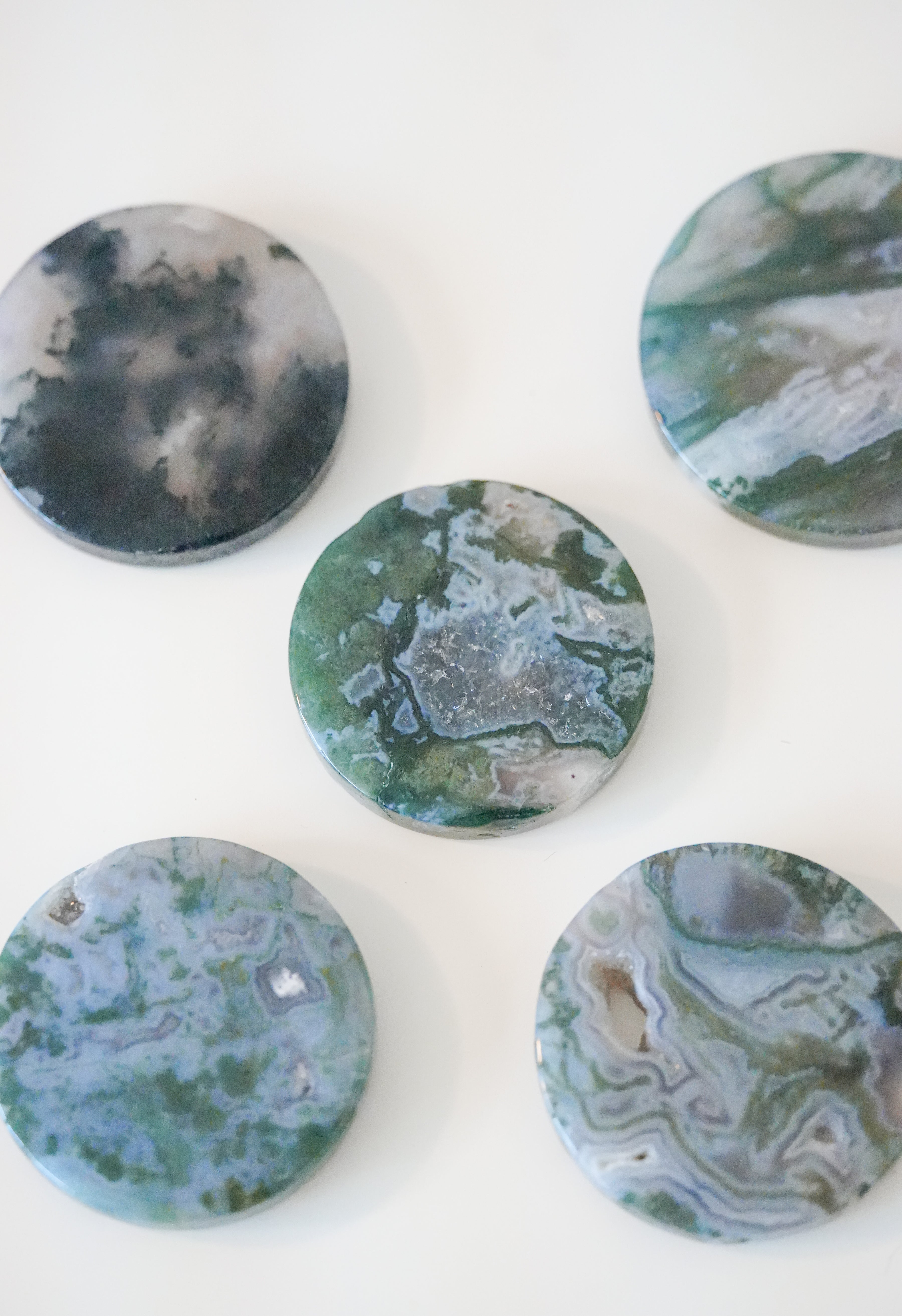 Palmstone de Ágata Musgosa – Calma, crecimiento y conexión natural