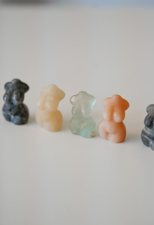 Busto Mineral Aleatorio – Identidad, presencia y energía única