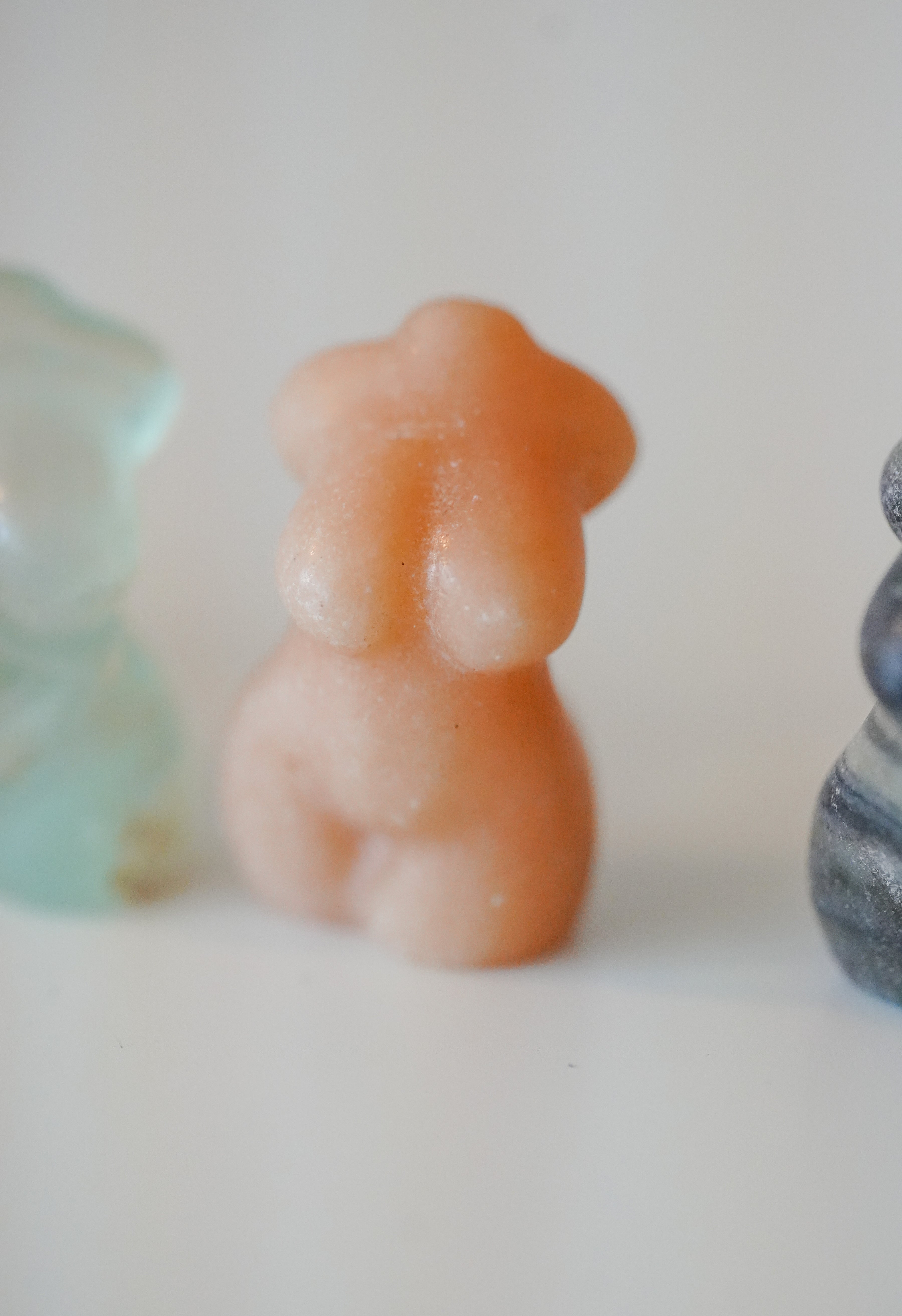 Busto Mineral Aleatorio – Identidad, presencia y energía única