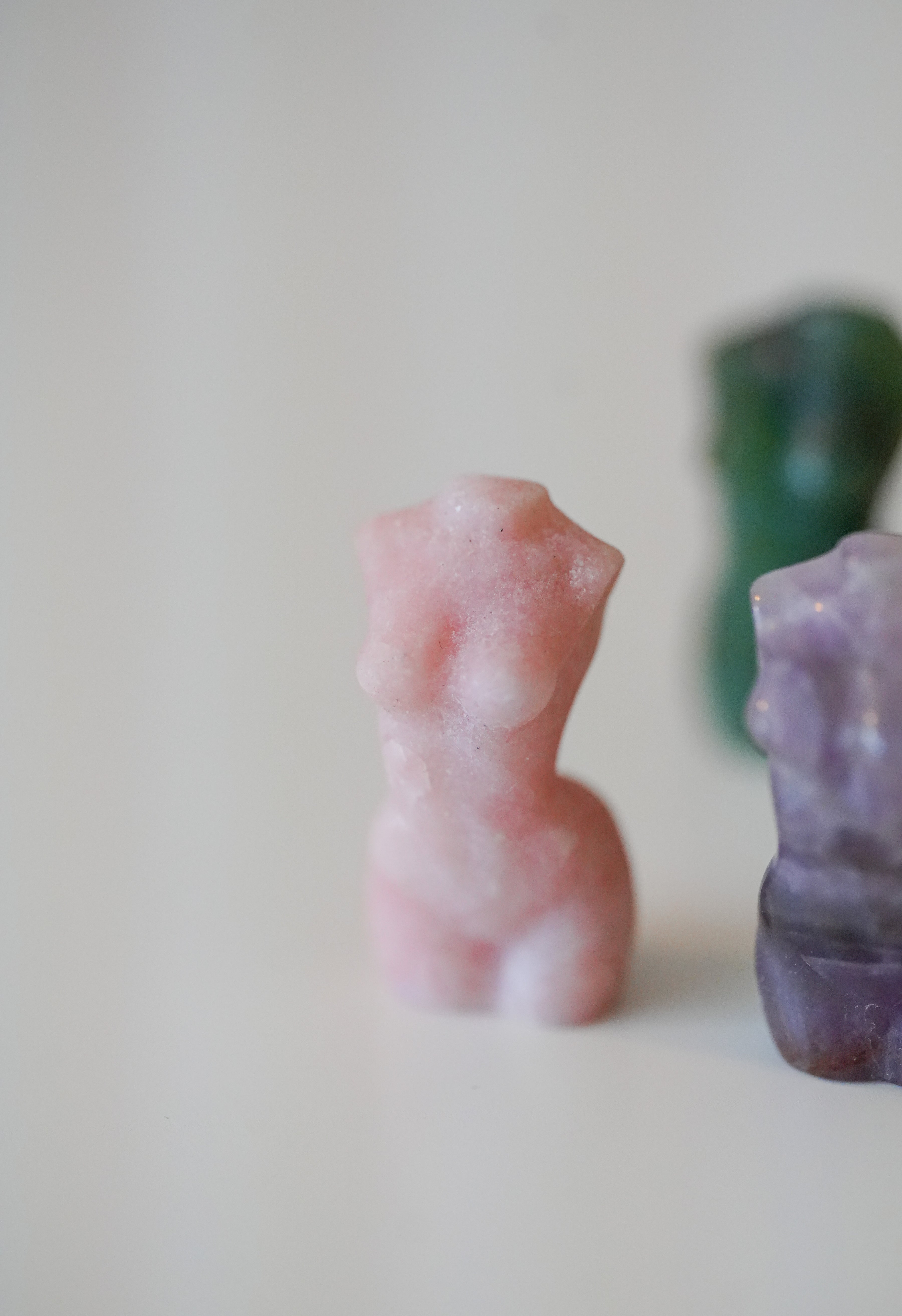 Busto Mineral Aleatorio – Identidad, presencia y energía única