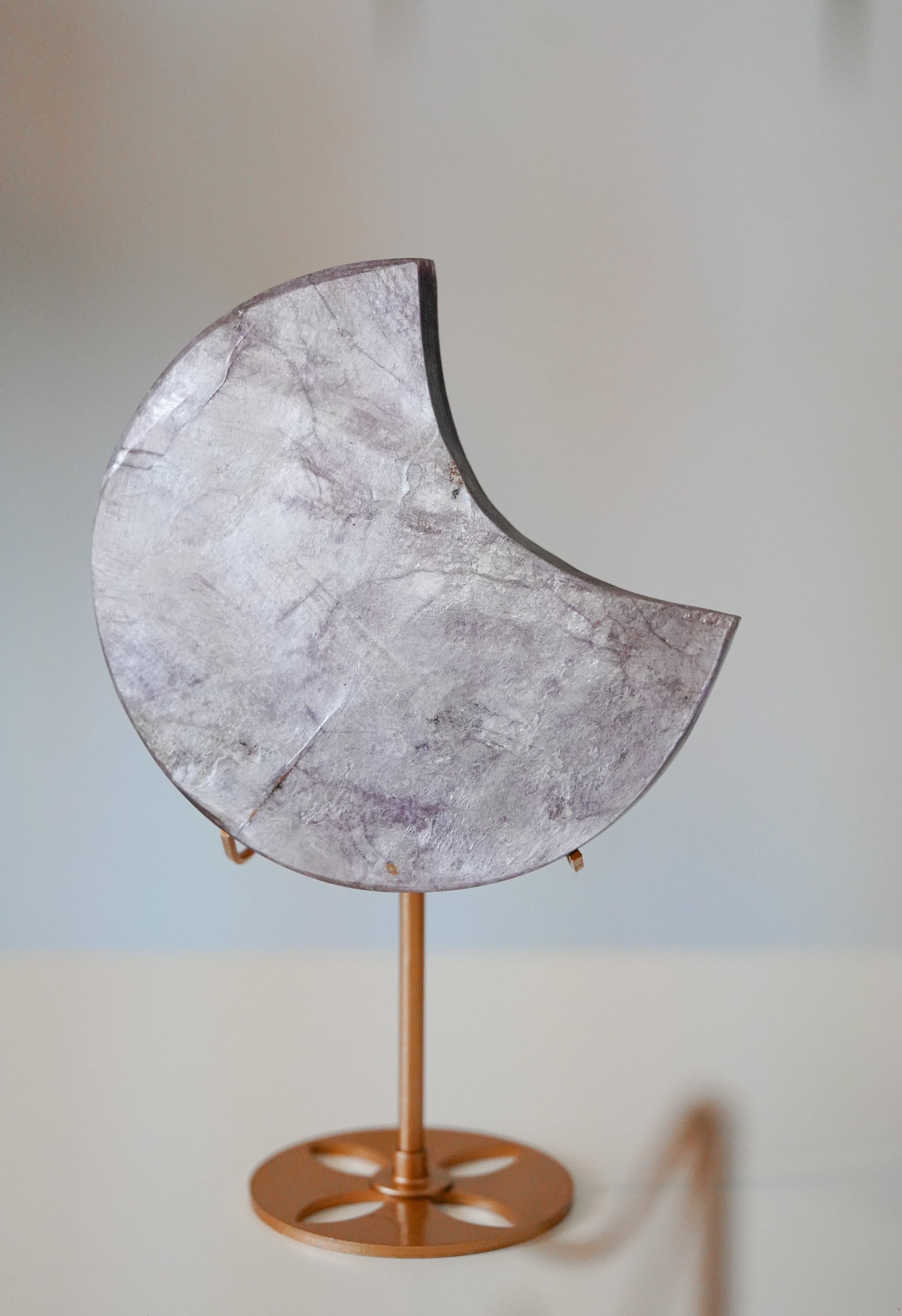 Luna de Lepidolita – Calma, equilibrio y gestión emocional