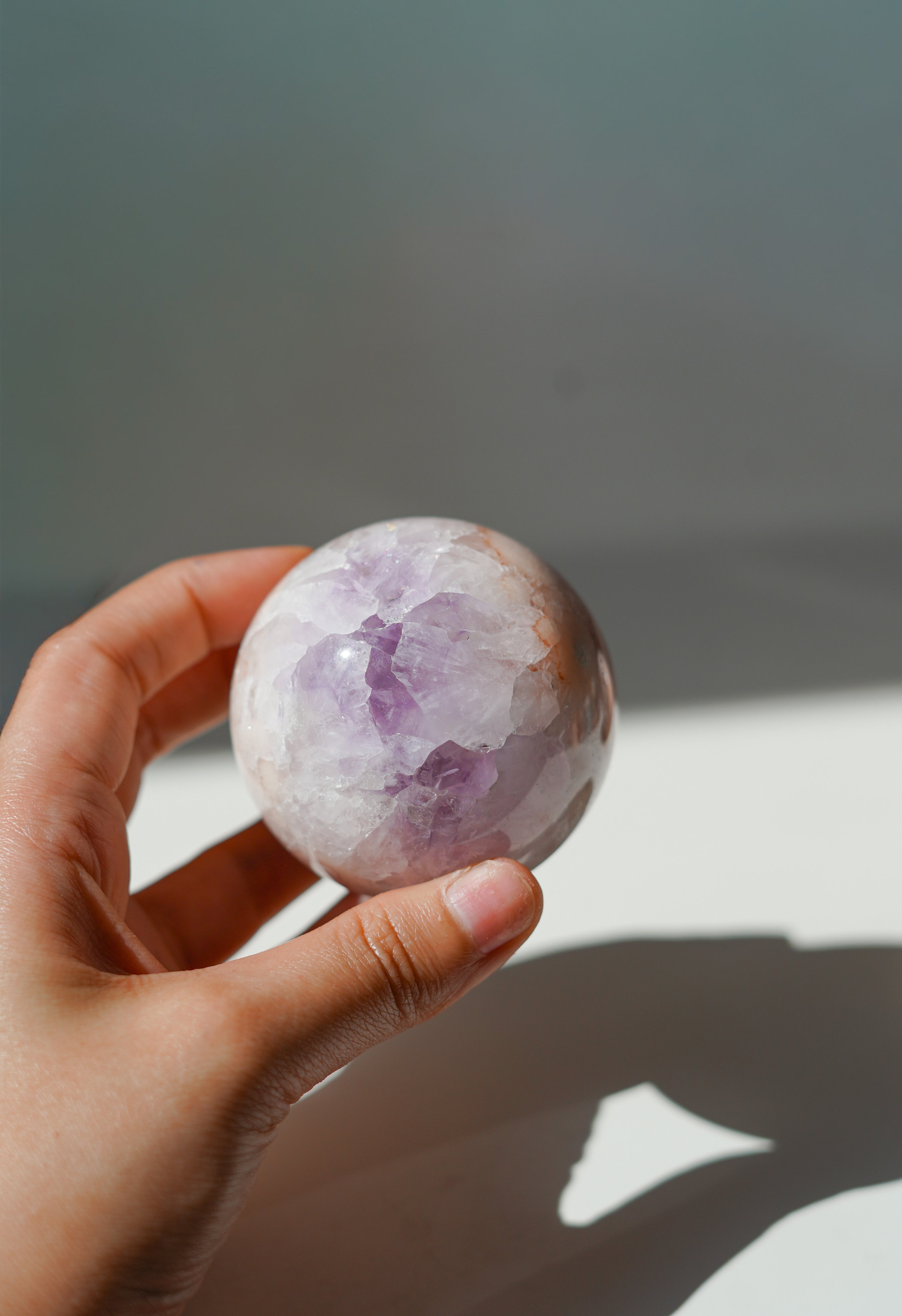 Esfera de Ágata con Amatista natural