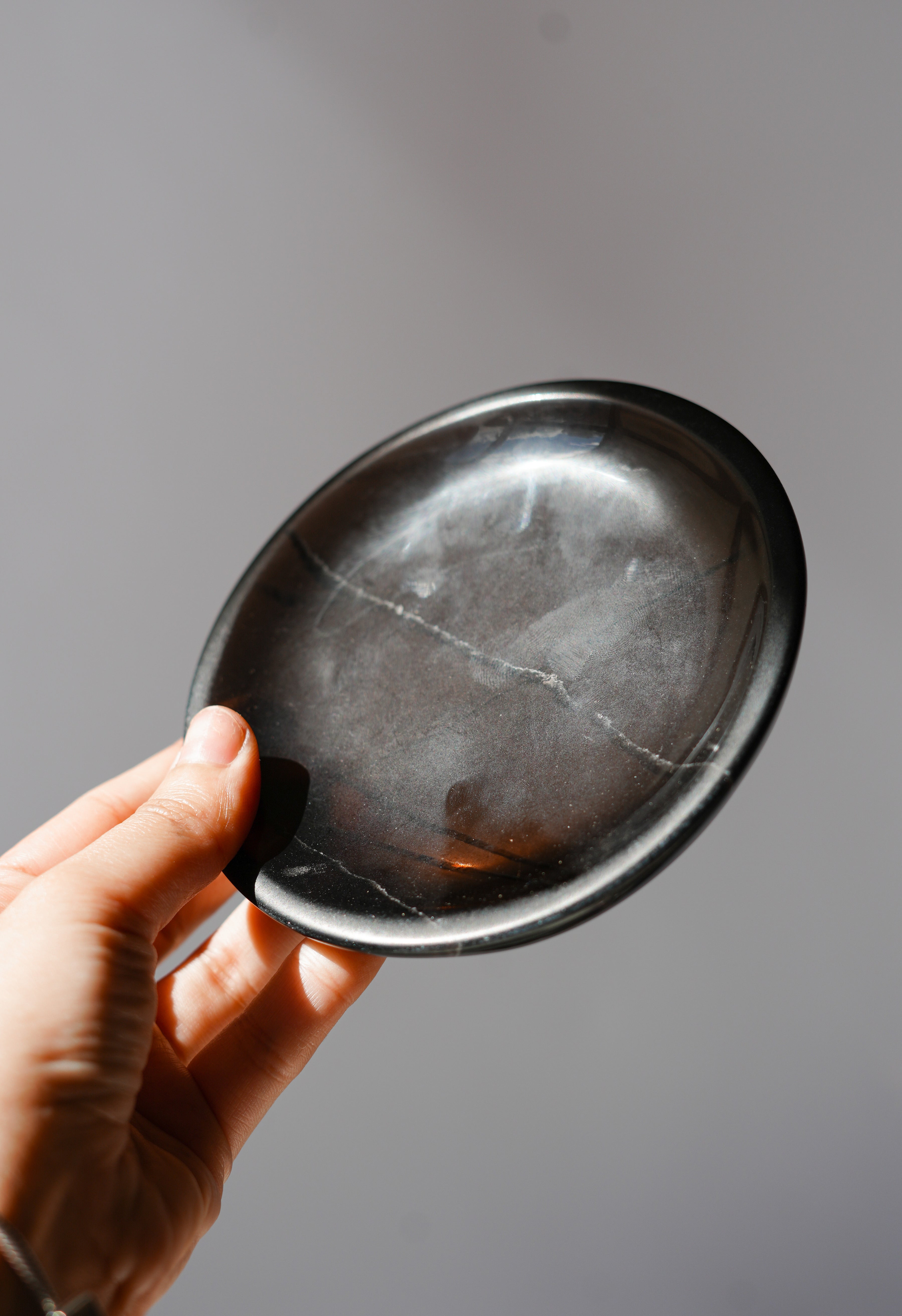 Plato de Obsidiana natural