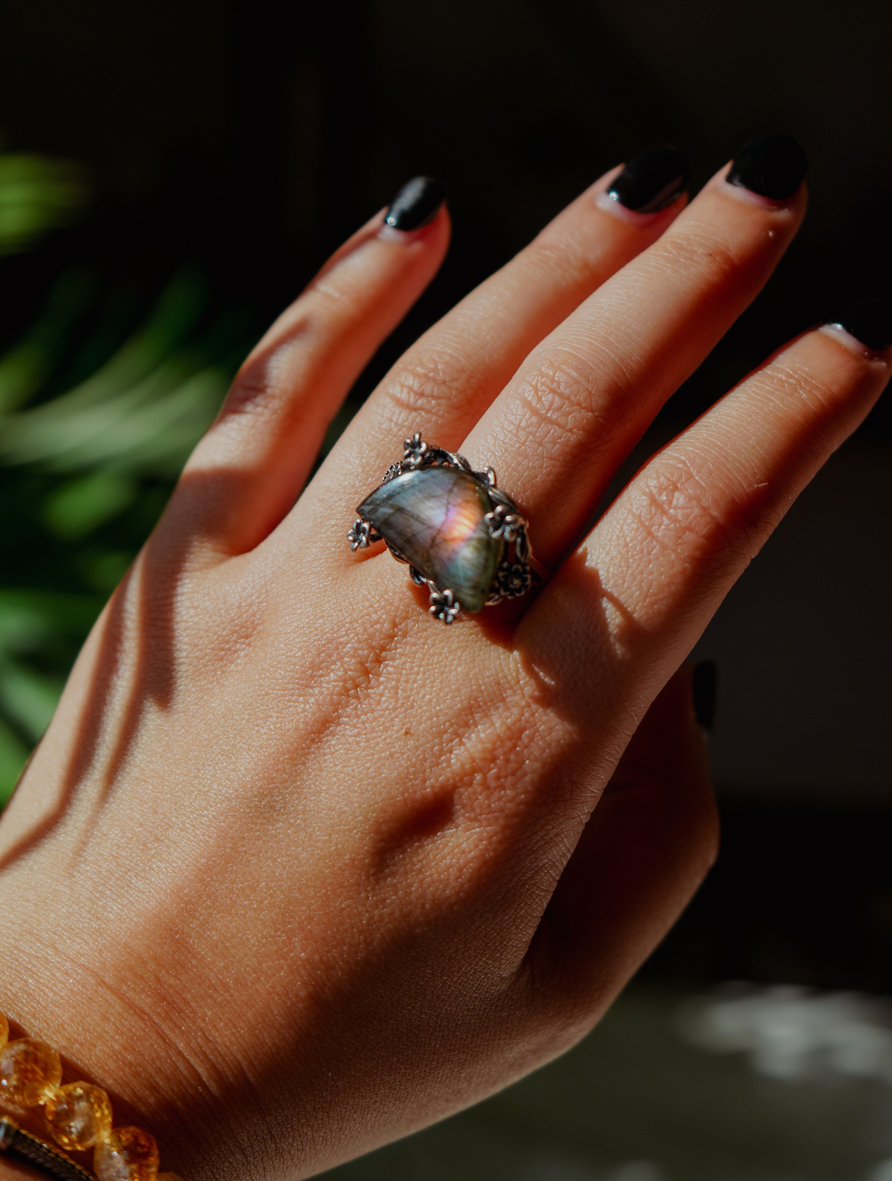 Anillo de Plata Adaptable con Labradorita