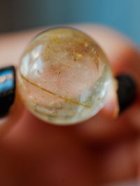 Esfera de Cuarzo con Rutilo