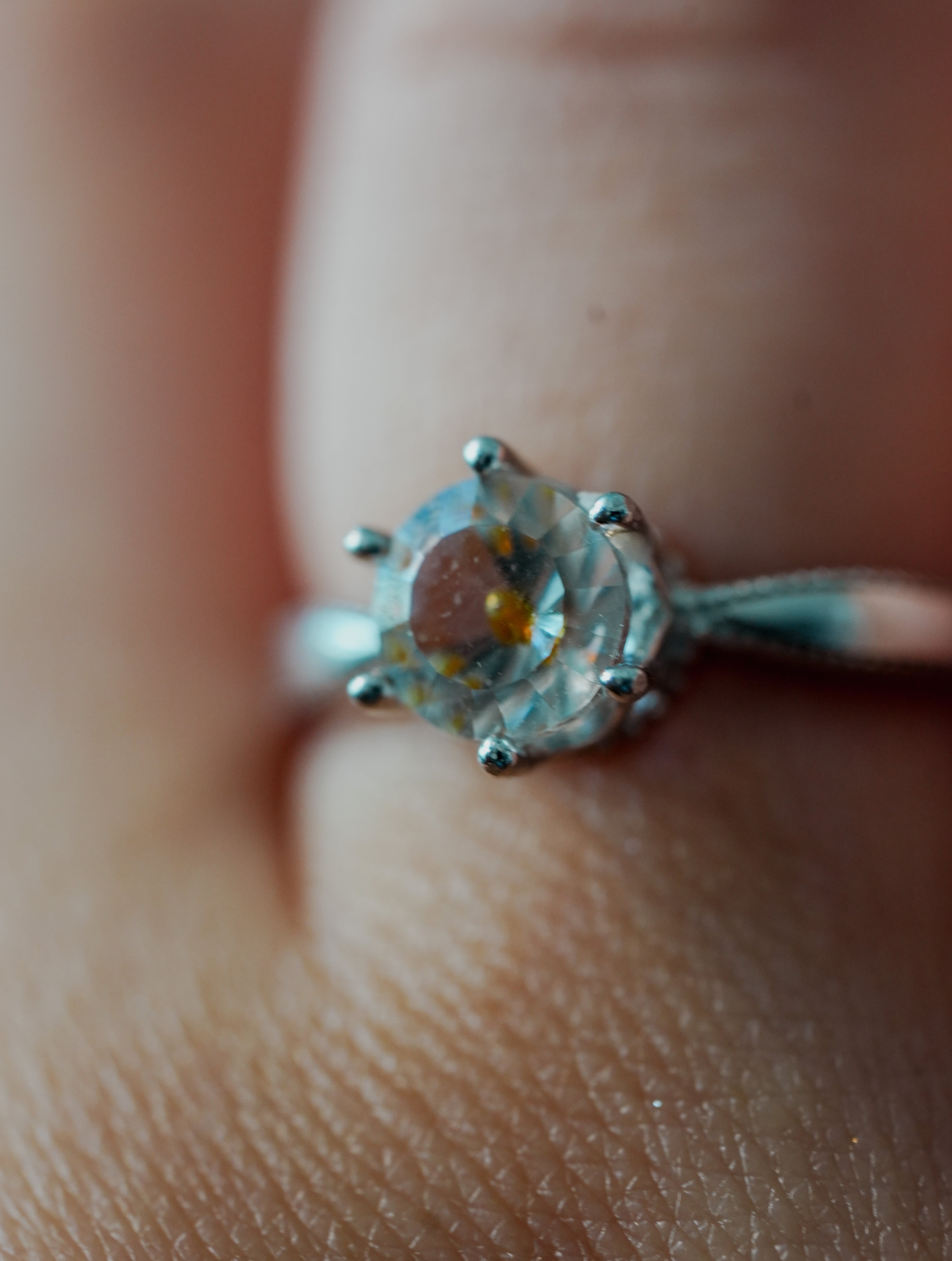 Anillo de Plata Adaptable con Cuarzo con Petróleo y Agua