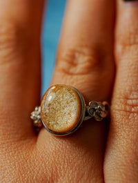 Anillo de Plata Adaptable con Cuarzo Chamánico