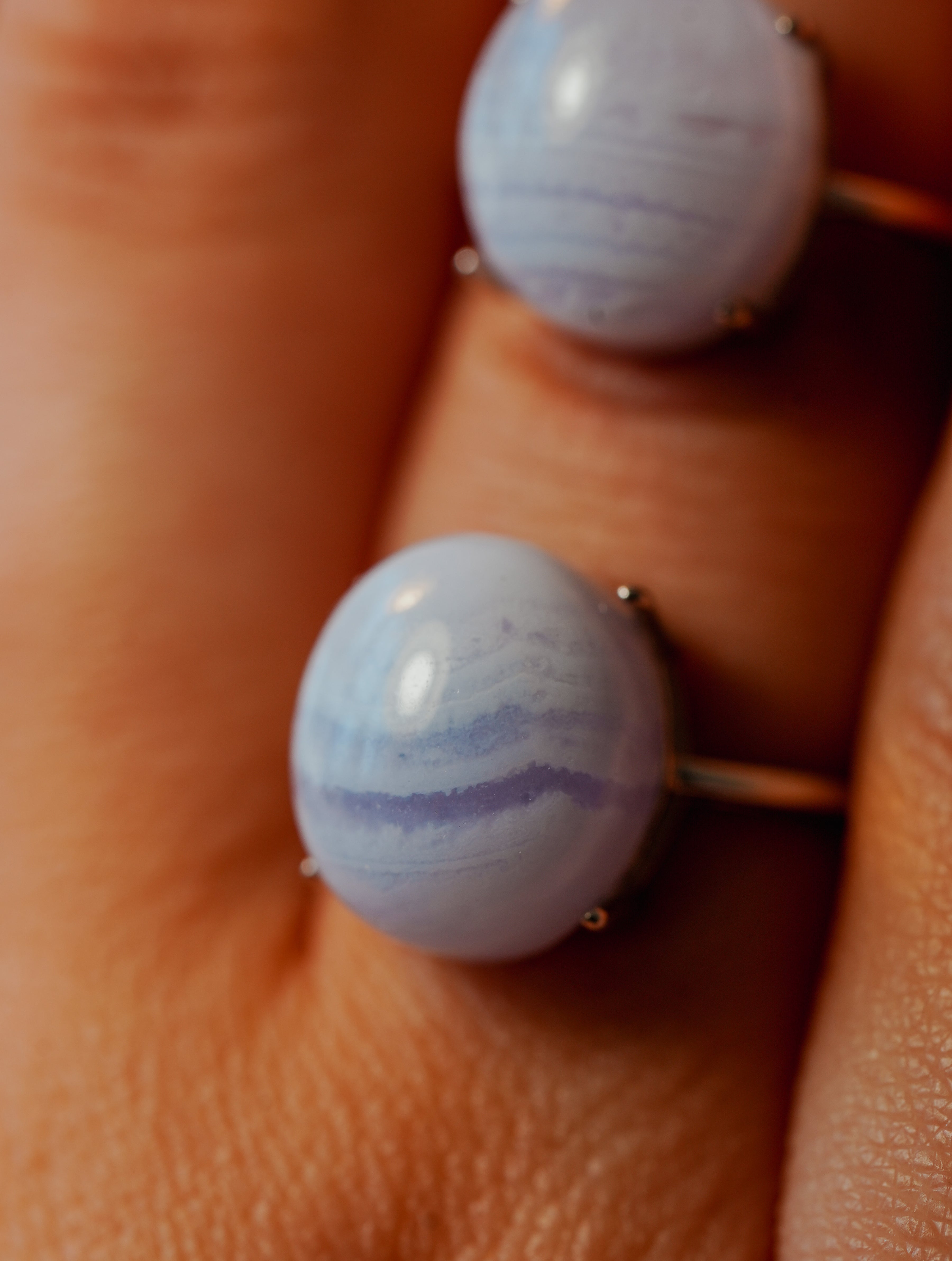 Anillo de Plata Adaptable con Calcedonia