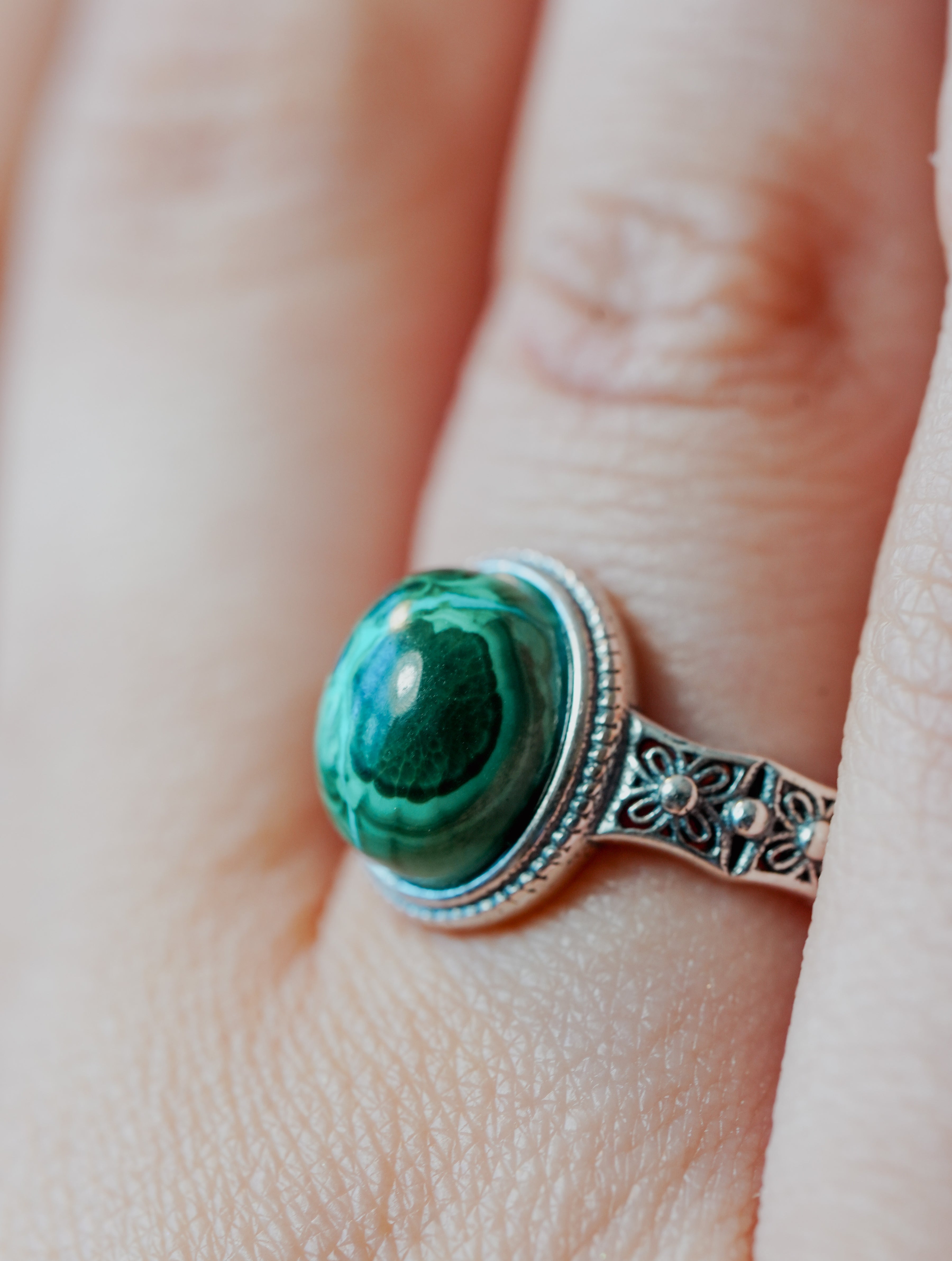 Anillo de Plata Adaptable con Malaquita