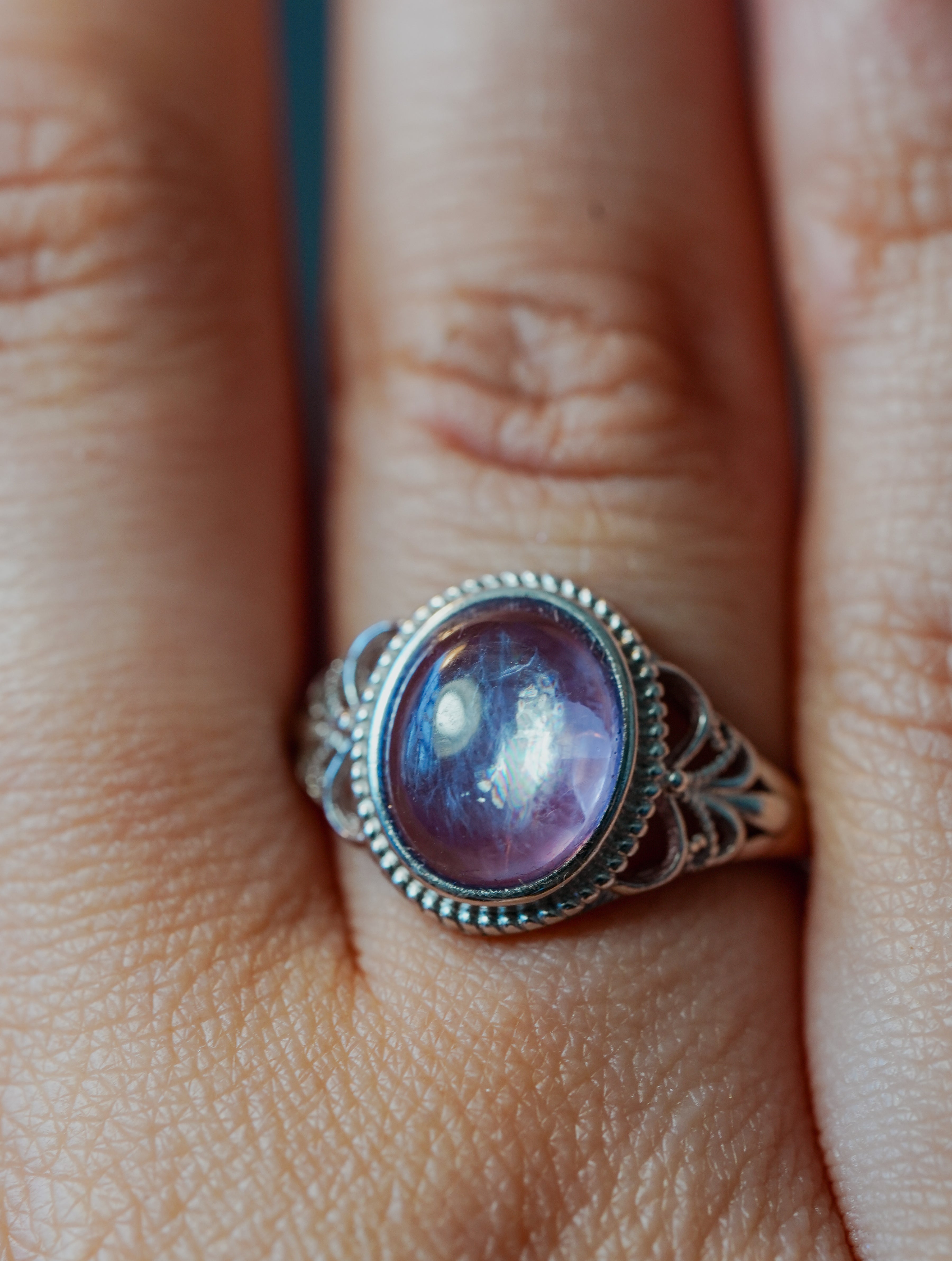 Anillo de Plata Adaptable con Lepidolita