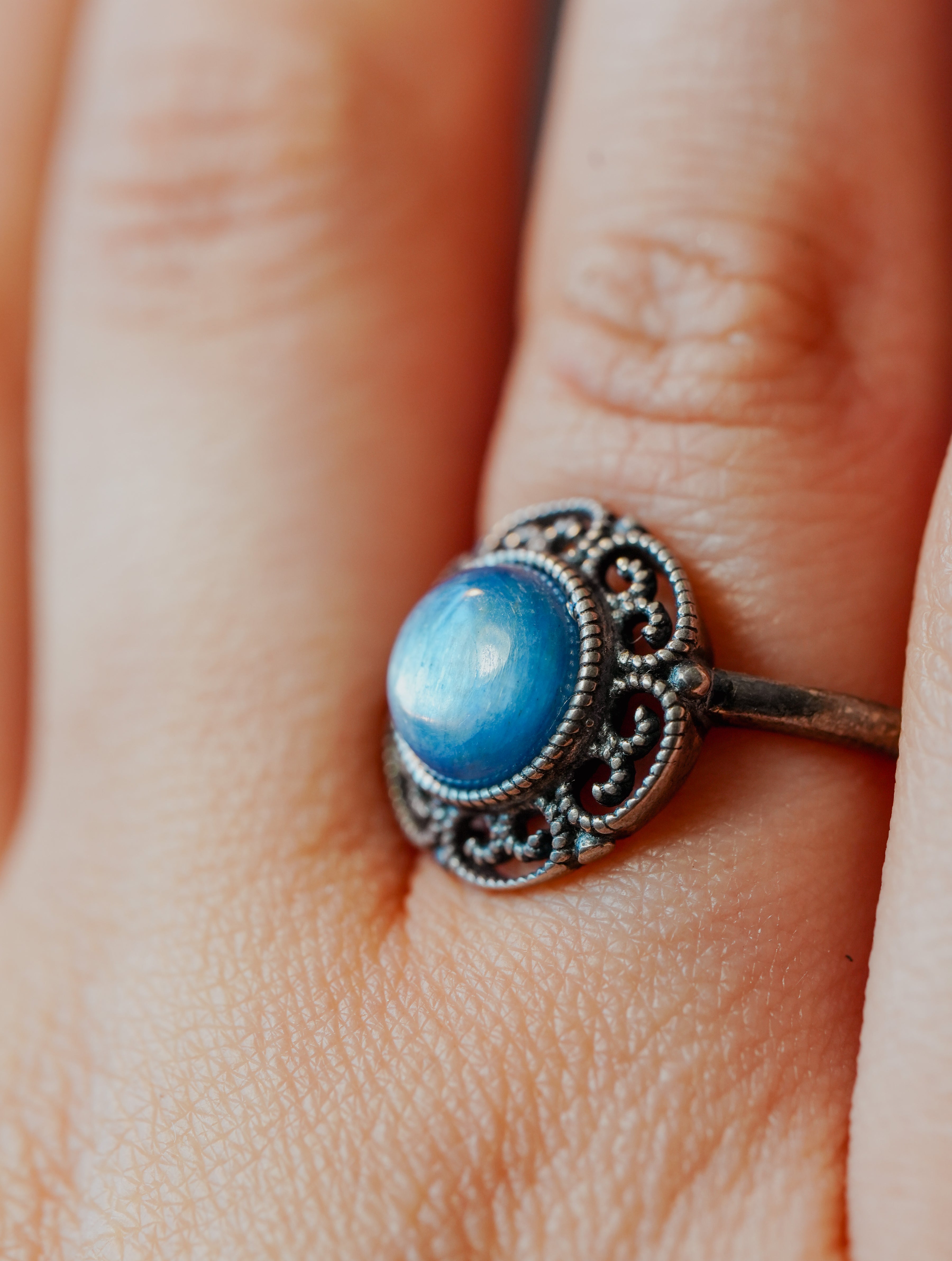 Anillo de Plata Adaptable con Cianita