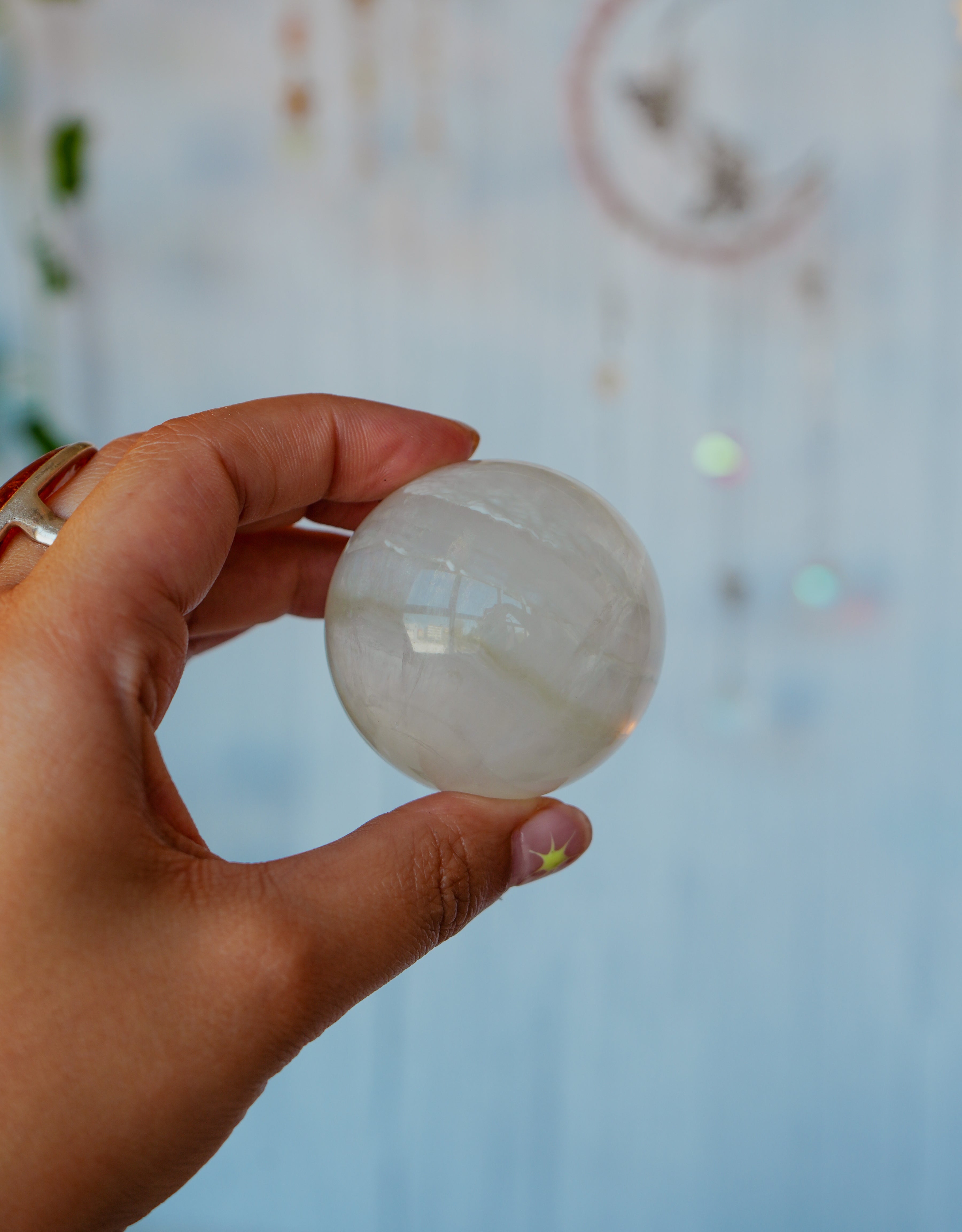 Esfera de fluorita blanca