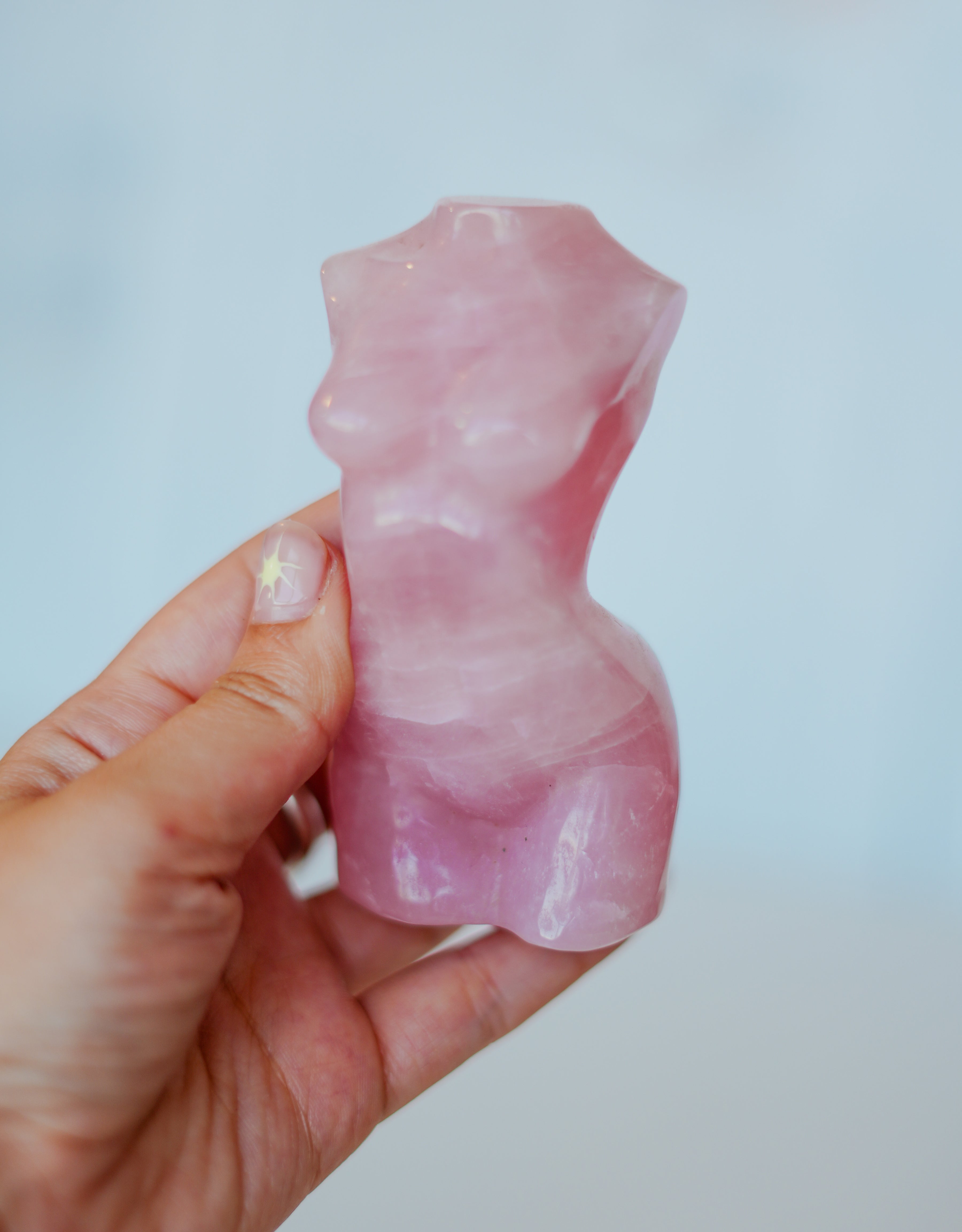 Busto de cuarzo rosa
