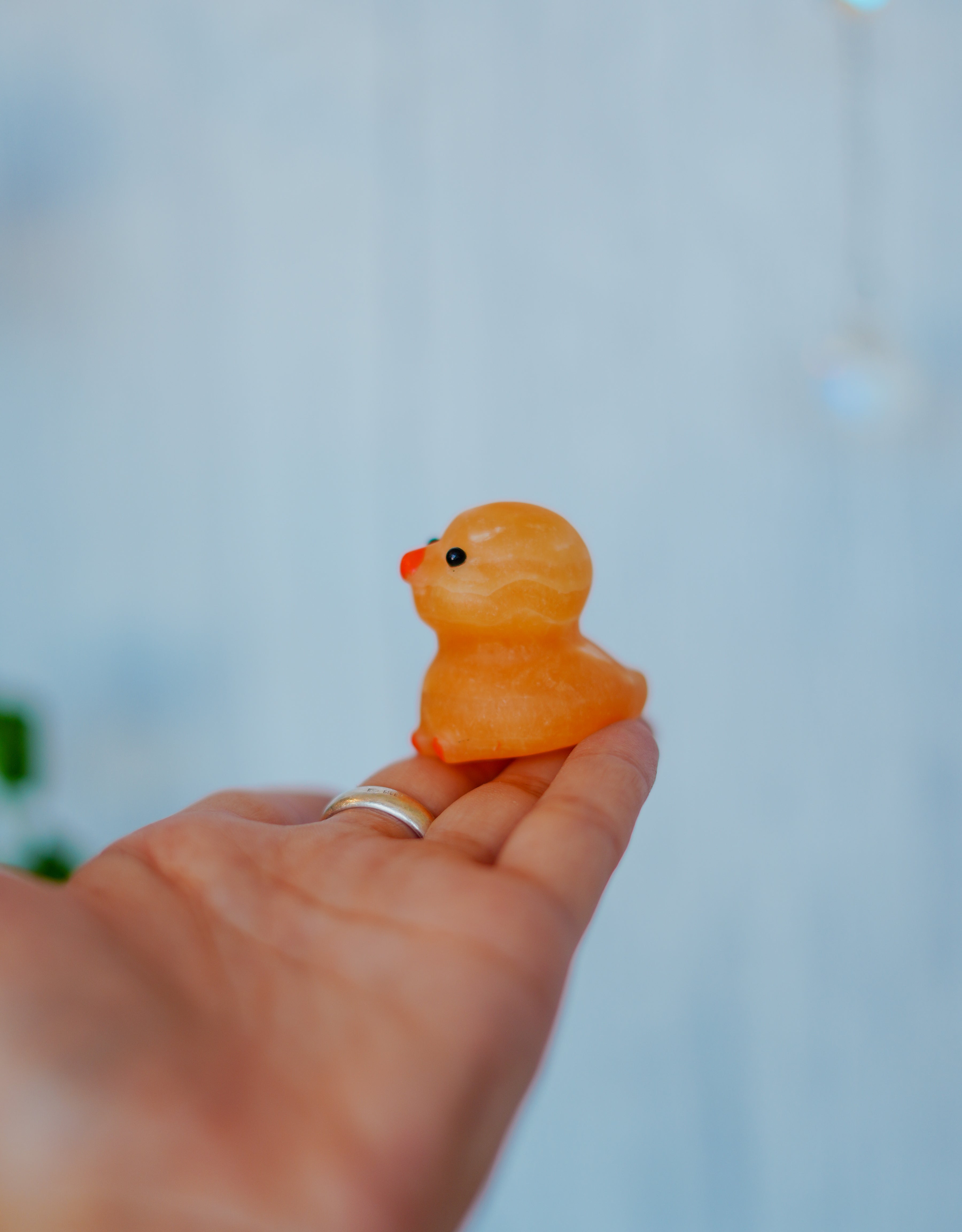 Pato de calcita naranja