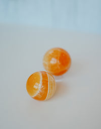 Esfera de calcita amarilla