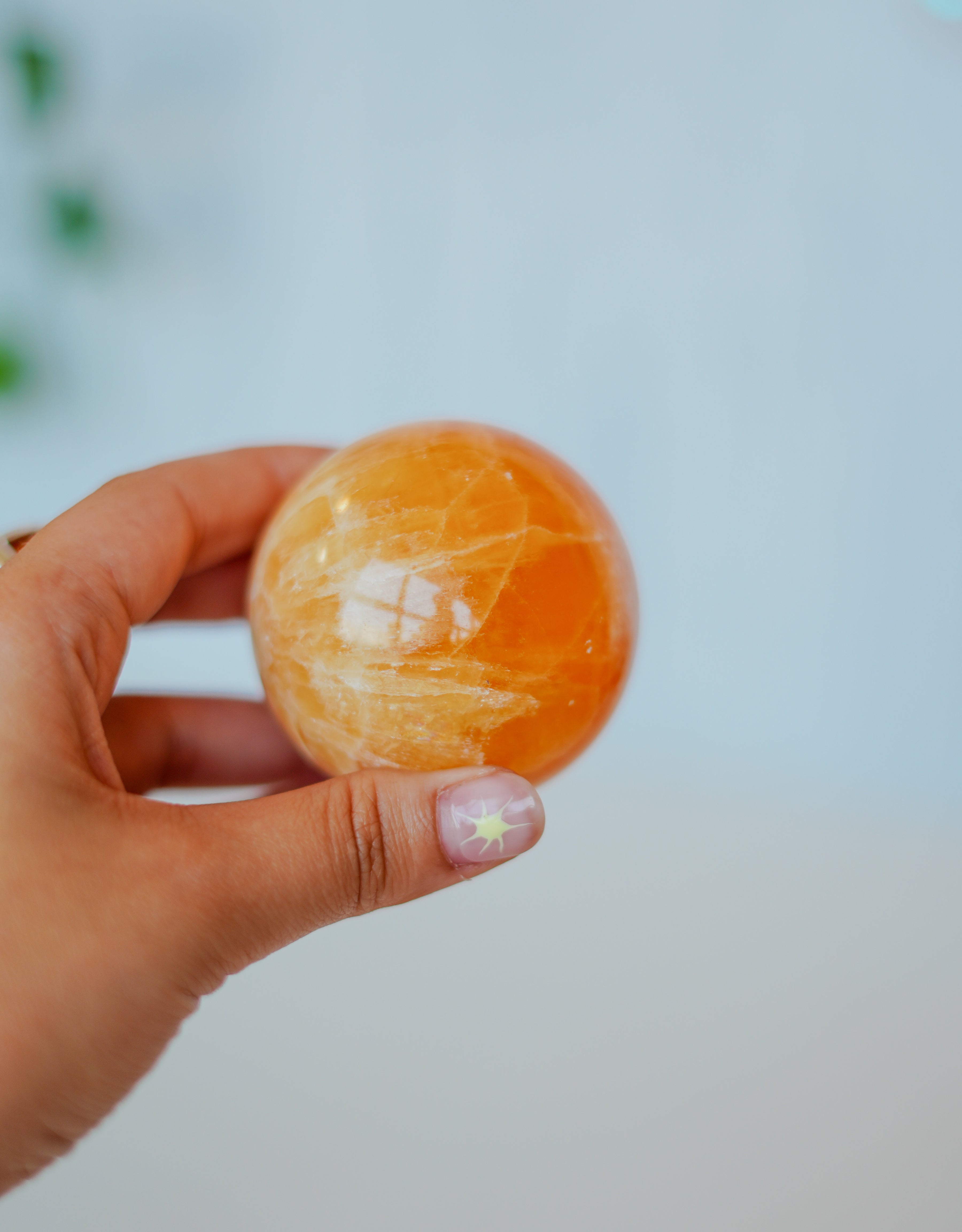 Esfera de calcita amarilla