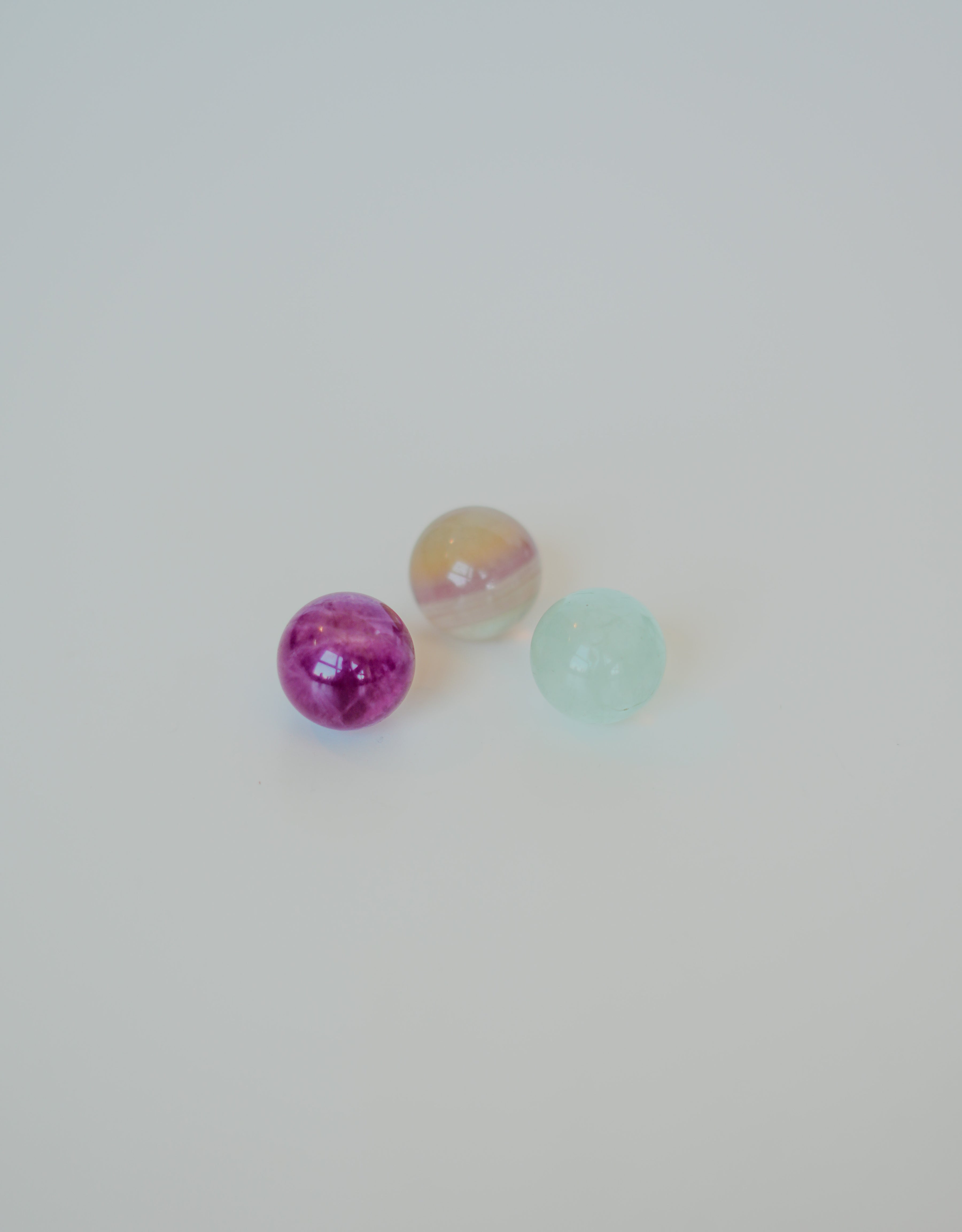 Pack de tres fluoritas en esfera