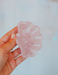 Bol de cuarzo rosa con forma de concha