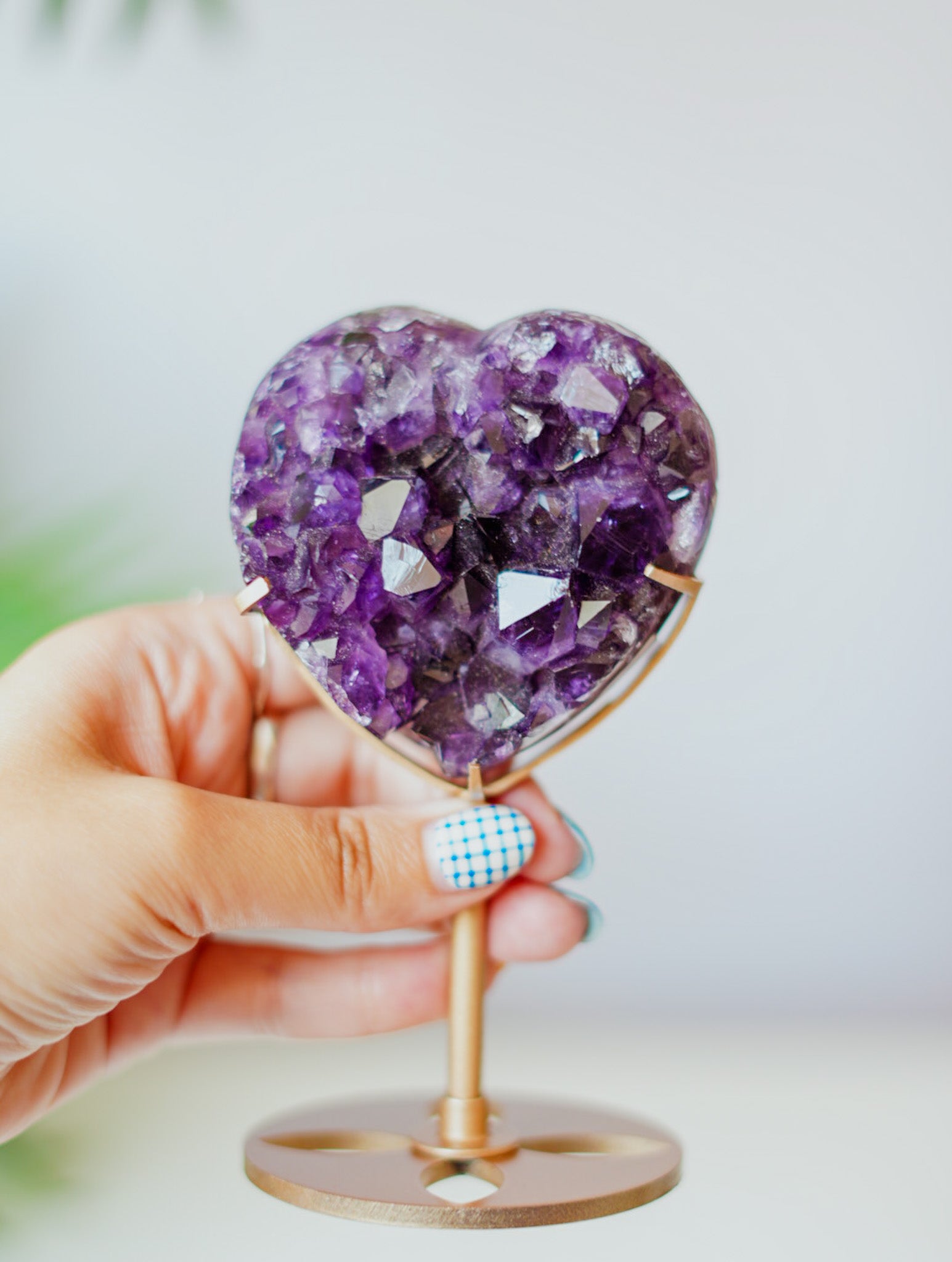 Corazón de Amatista Calidad AA con Peana | Espiritualidad y Amor