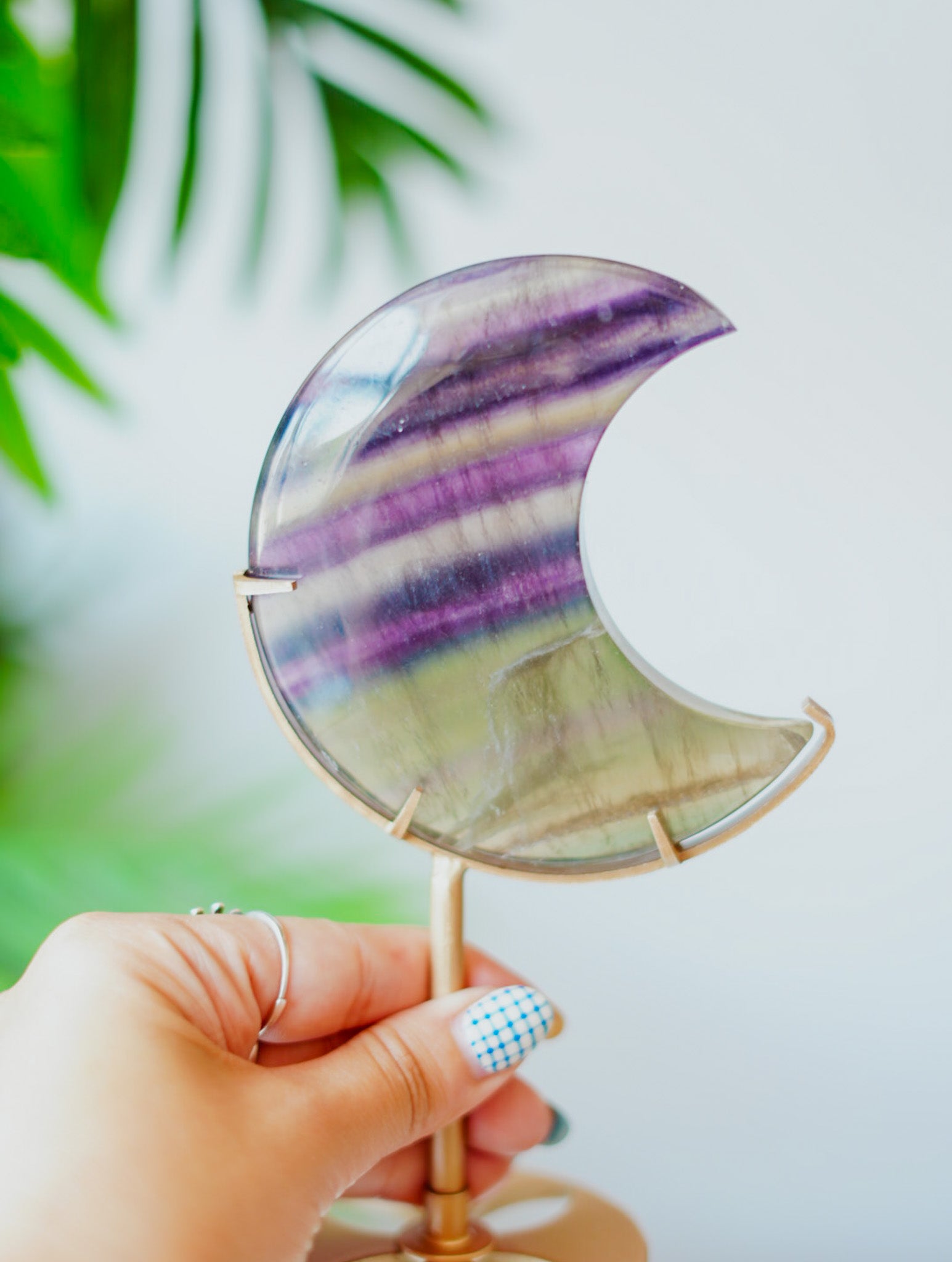 Luna de Fluorita con Peana | Magia Lunar y Claridad
