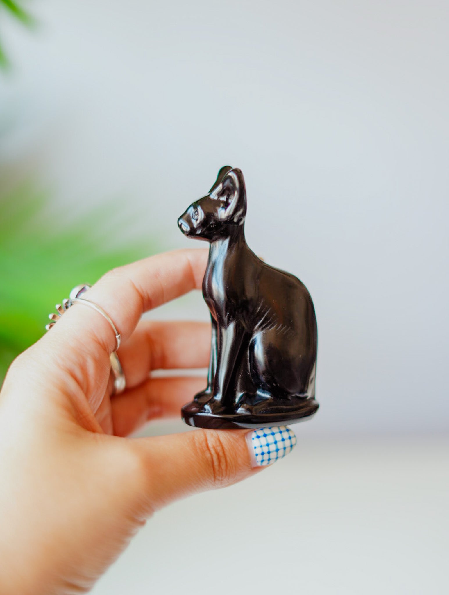 Gato Egipcio de Obsidiana | Protección y Misterio