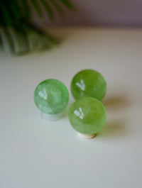 Esfera de Fluorita Verde | Corazón y Crecimiento