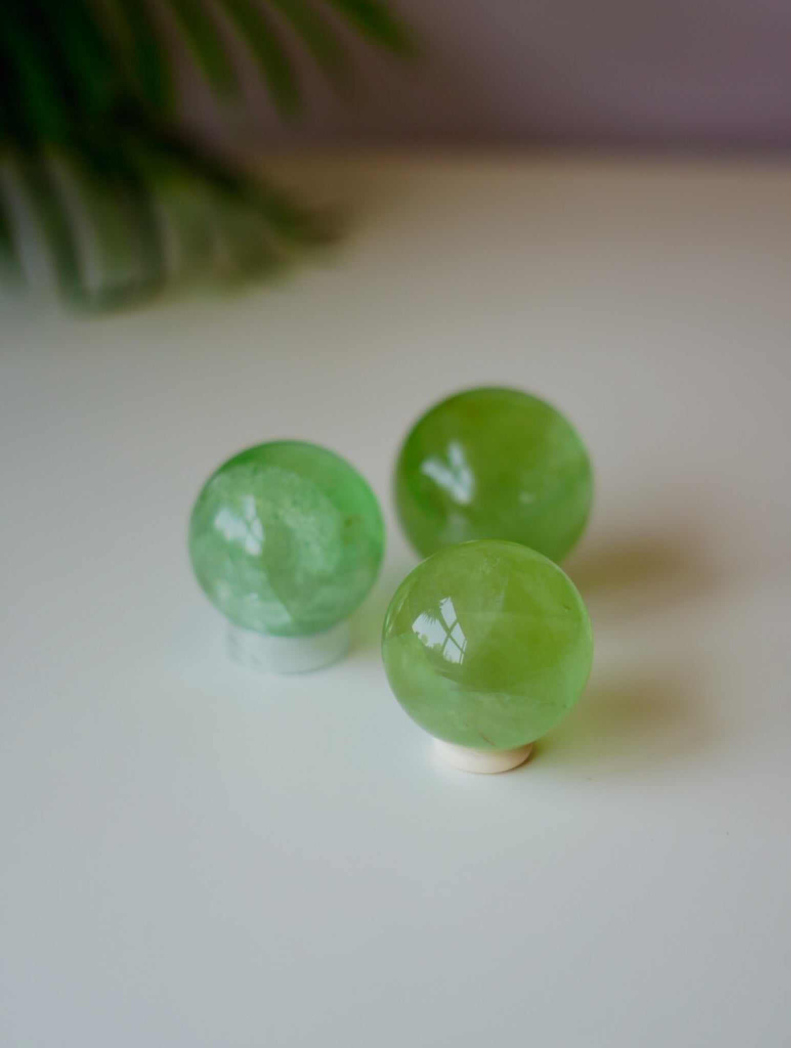 Esfera de Fluorita Verde | Corazón y Crecimiento