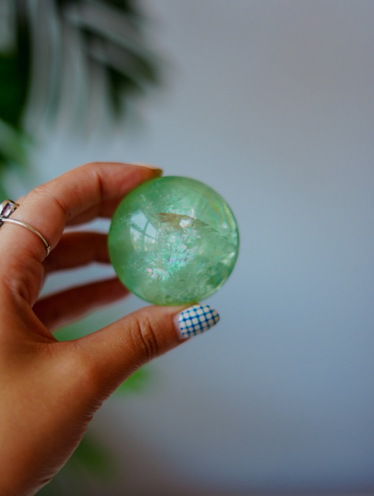 Esfera de Fluorita Verde | Corazón y Crecimiento