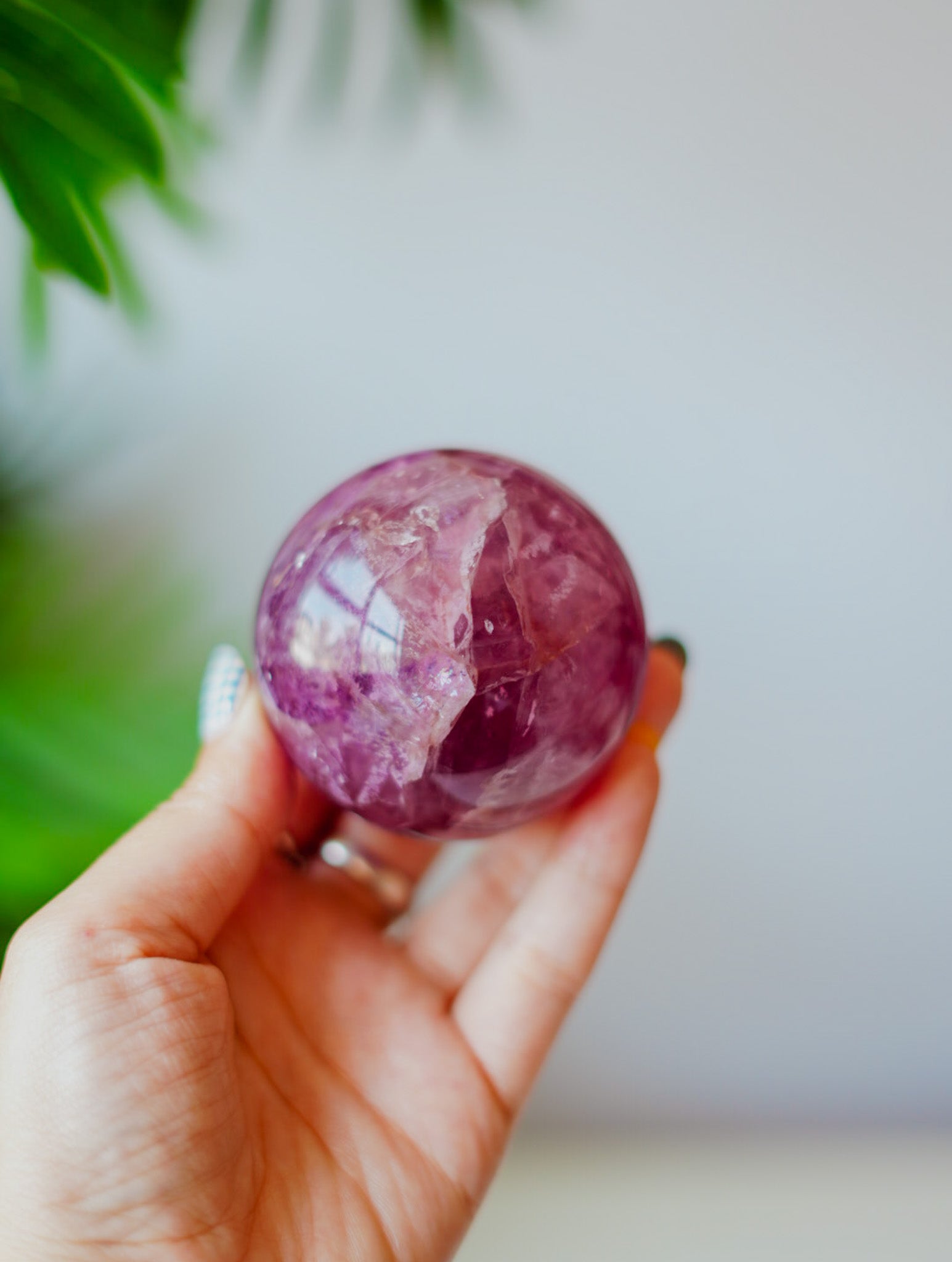 Esfera de Fluorita Rosa | Amor y Ternura