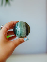 Esfera de Fluorita Seda | Suavidad y Claridad