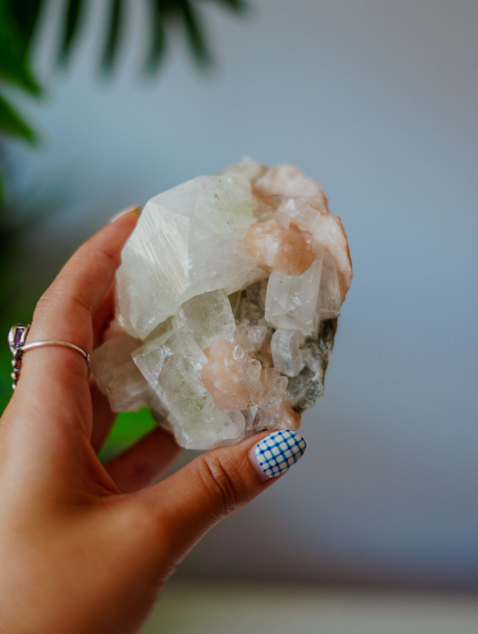 Apofilita | Cristal de Alta Vibración y Conexión Espiritual