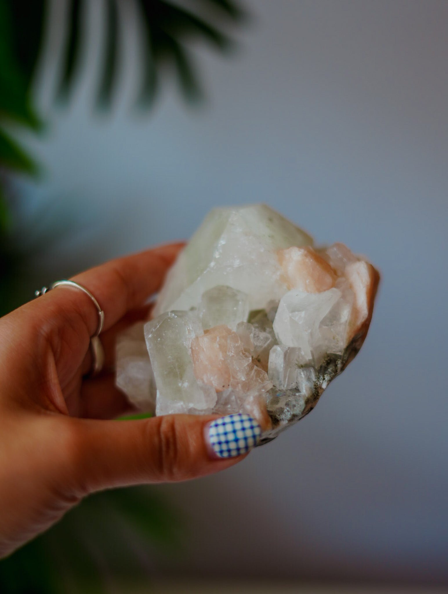 Apofilita | Cristal de Alta Vibración y Conexión Espiritual