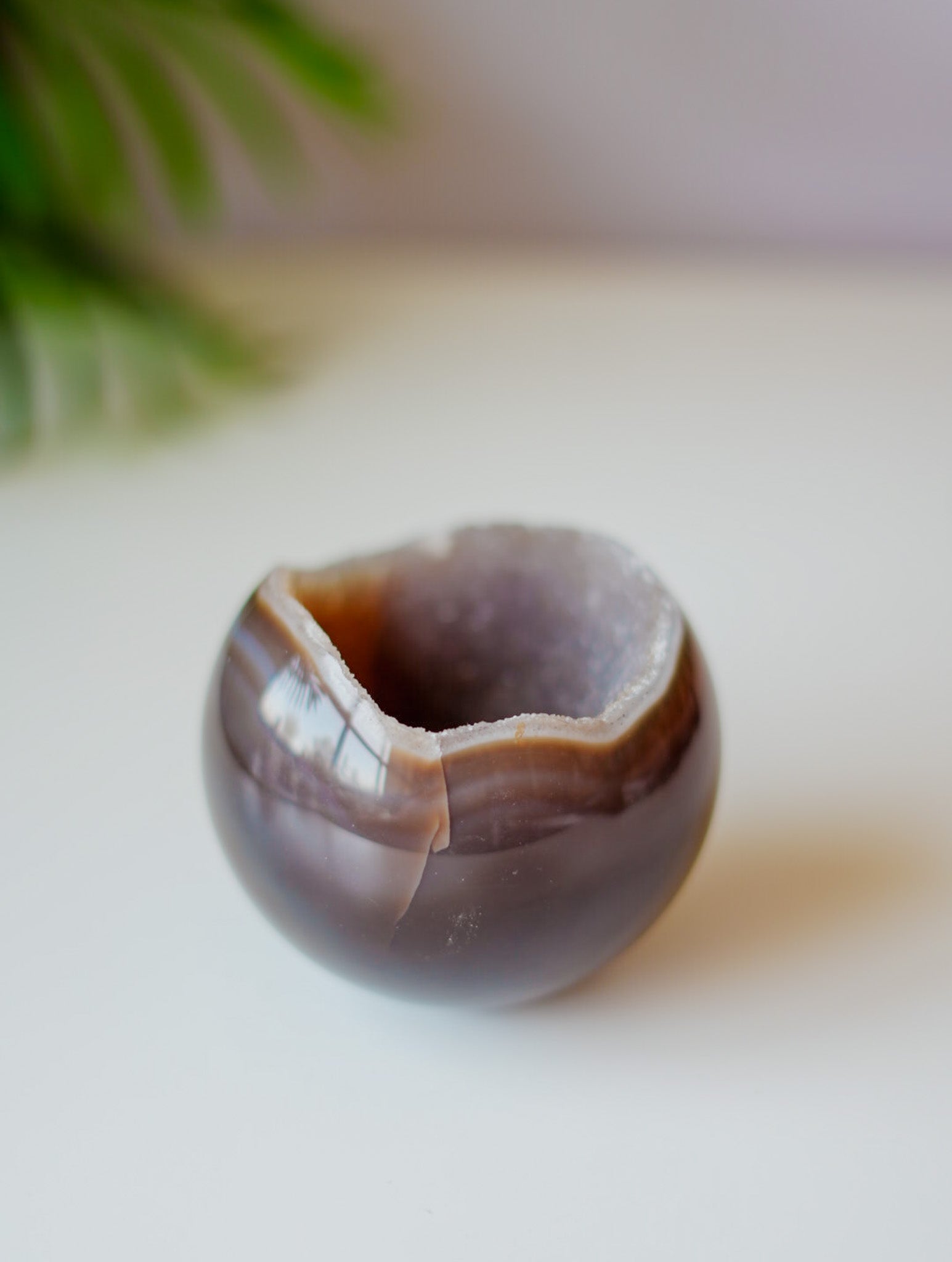 Esfera con Geoda de Ágata | Belleza Interior Revelada