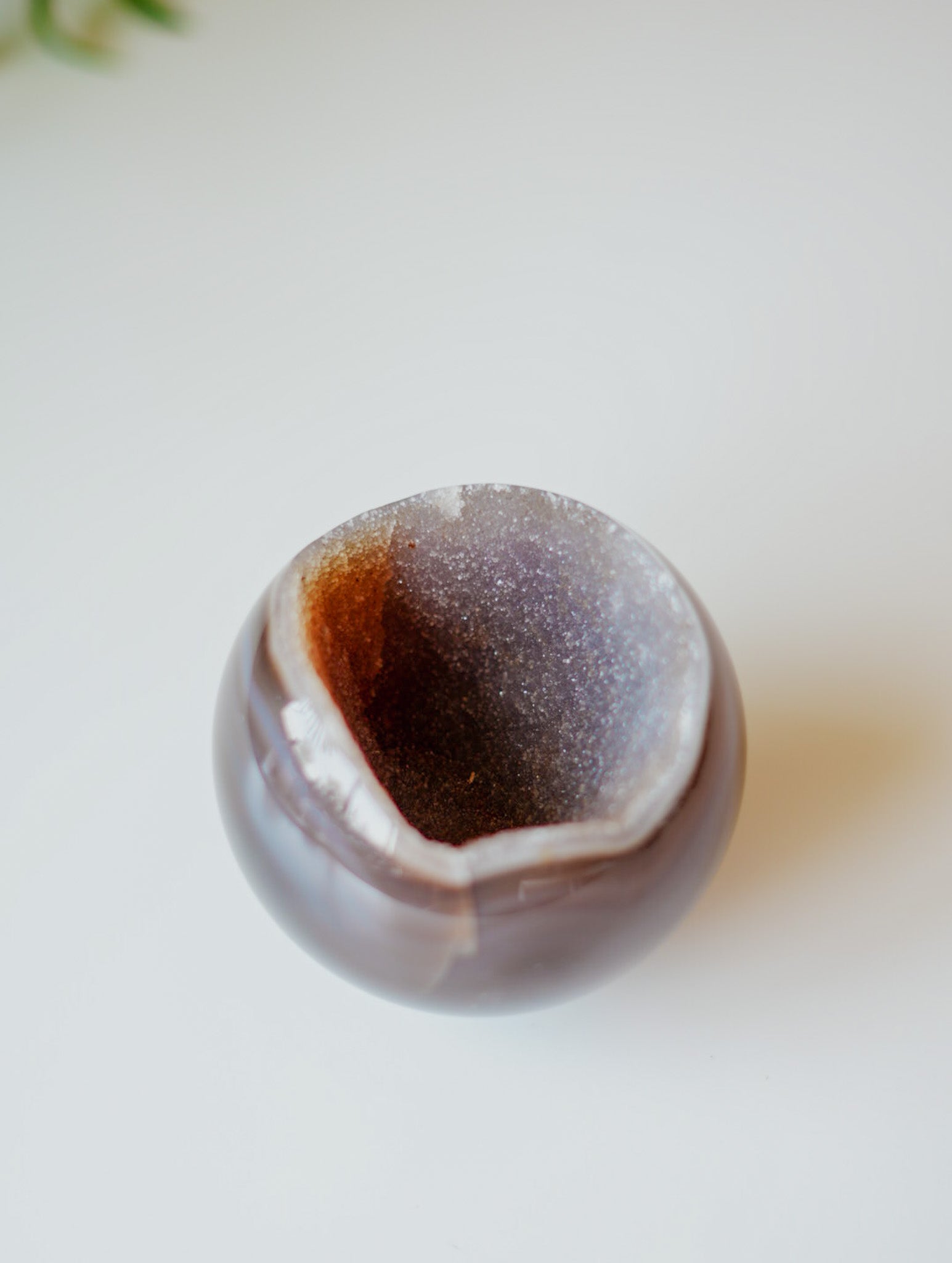 Esfera con Geoda de Ágata | Belleza Interior Revelada