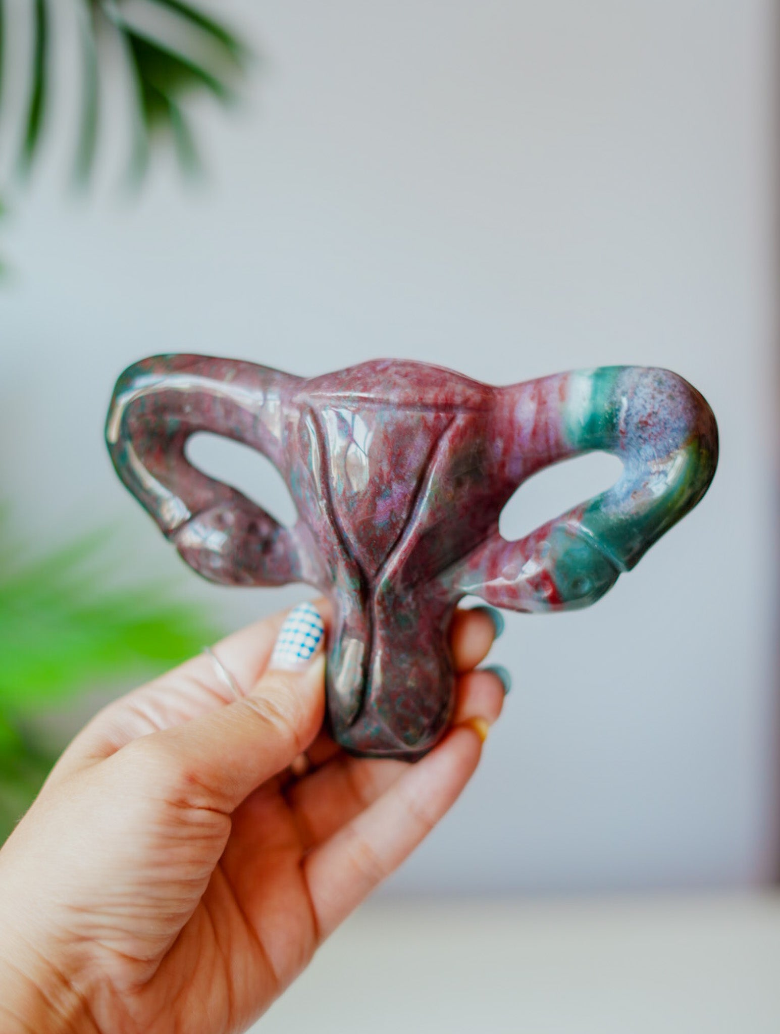 Jaspe Océano en Forma de Útero | Mineral Sagrado Femenino