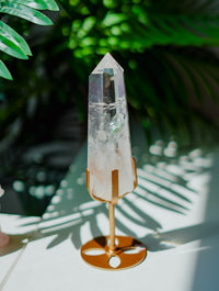 Punta en Stand de Cuarzo Cristal