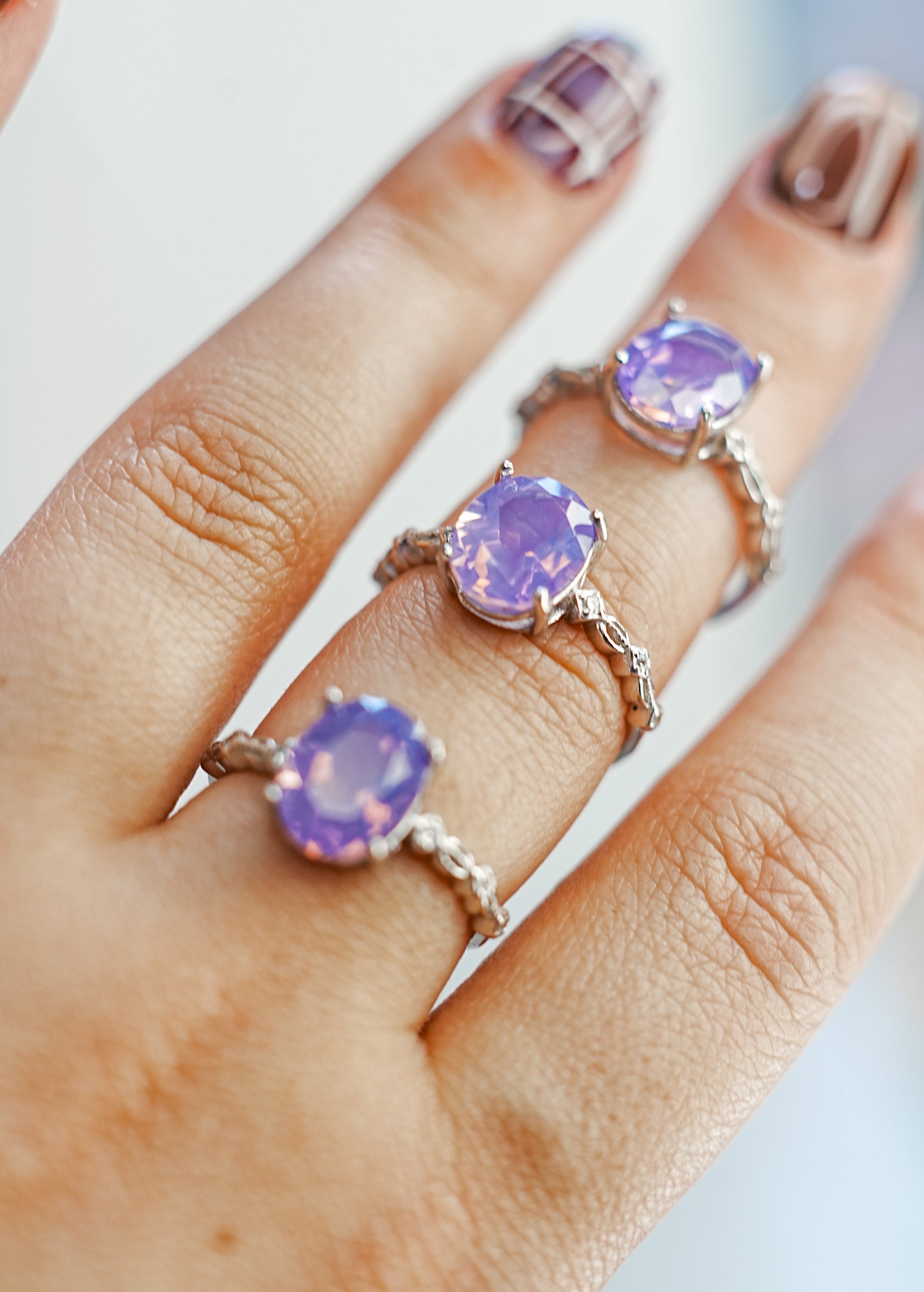 Anillo de Amatista Lavanda – Suavidad, Equilibrio y Conexión