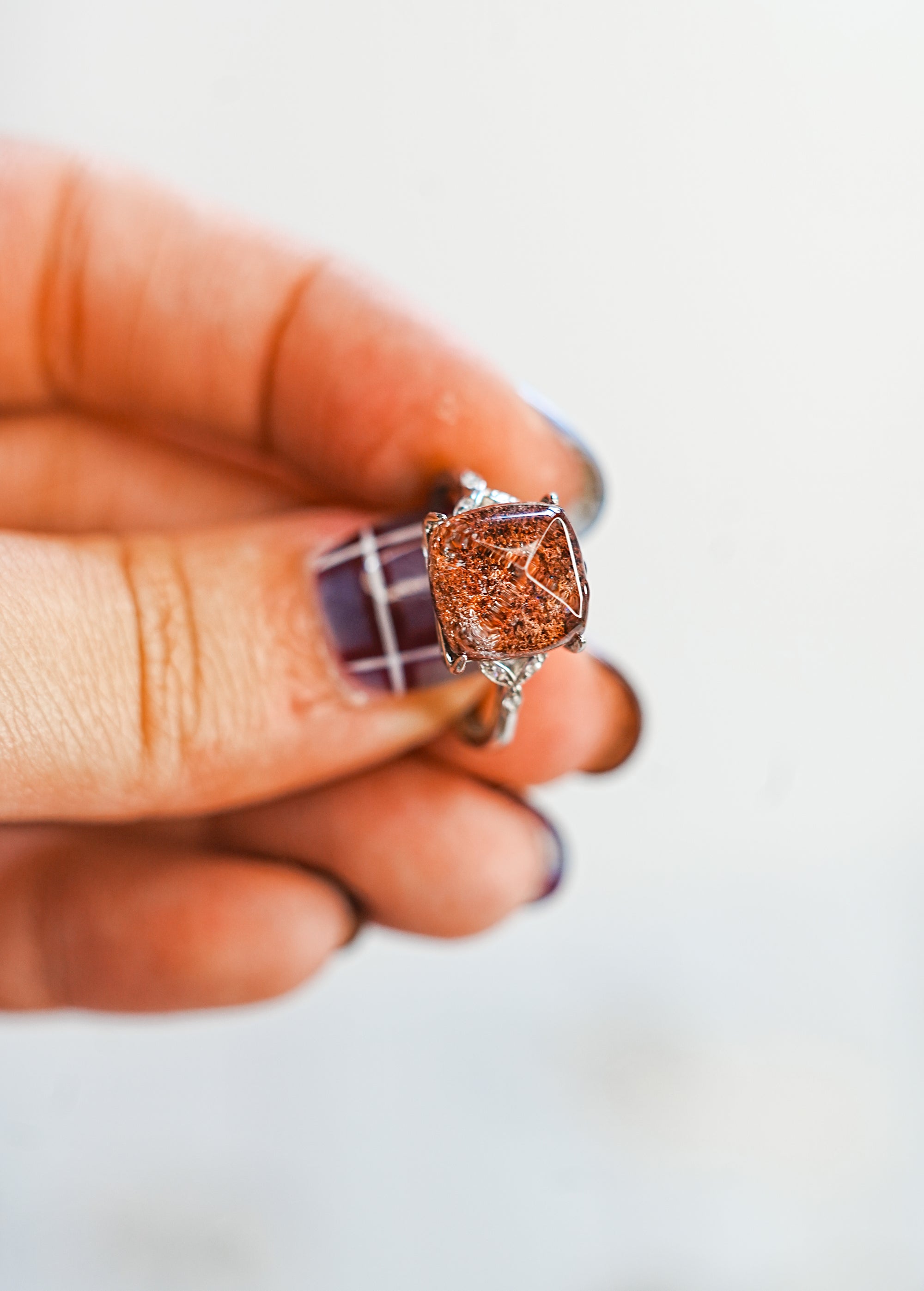 Anillo de Cuarzo Chamánico – Visión, Sanación y Guía