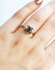 Anillo de Moldavita Estrella – Transformación y Conexión
