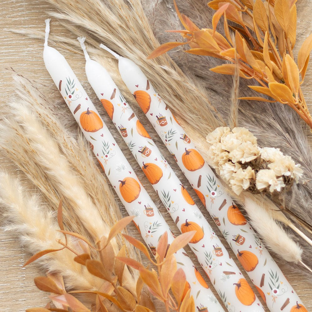 Lote de 3 velas cónicas sin aroma «Pumpkin Kisses»