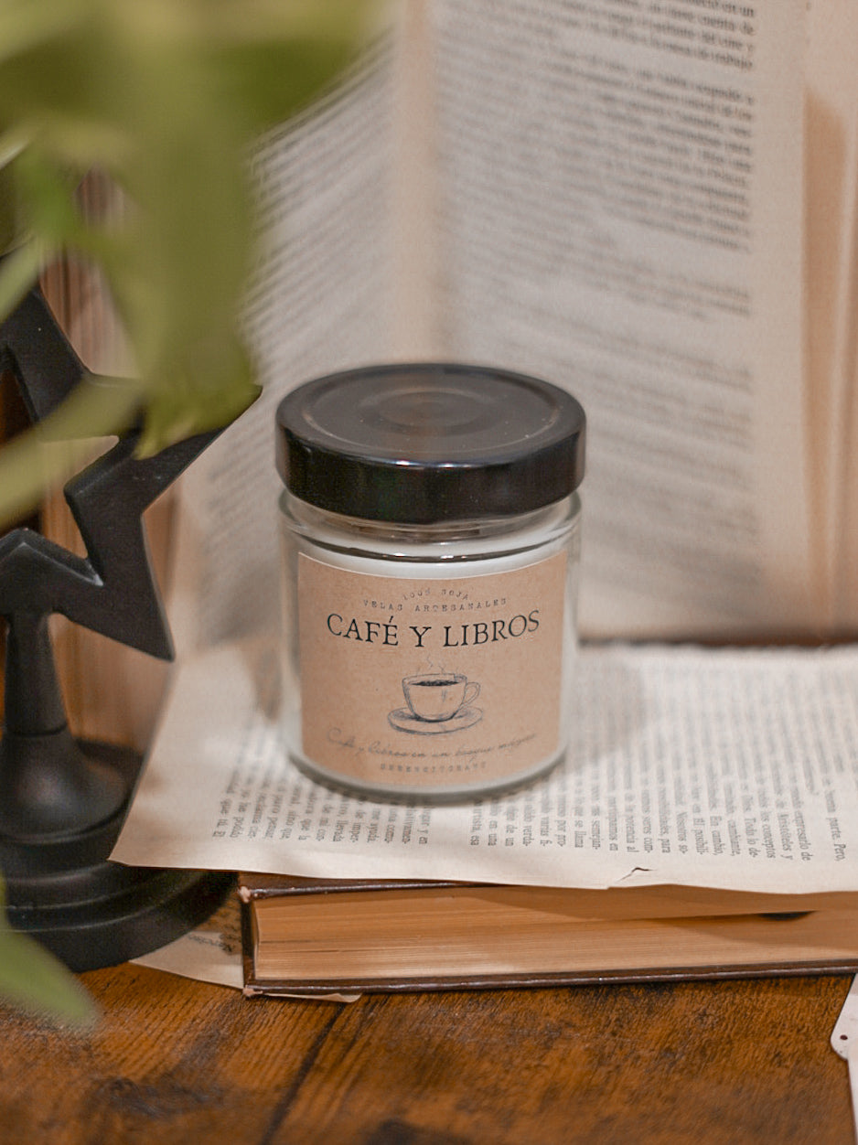 Vela café y libros