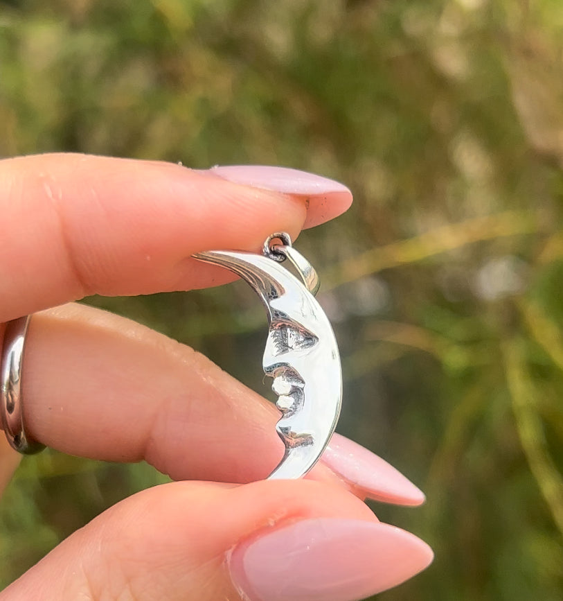 Abalorio luna en plata