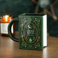 Taza de Cerámica Grimorio Vintage “Green Witch”