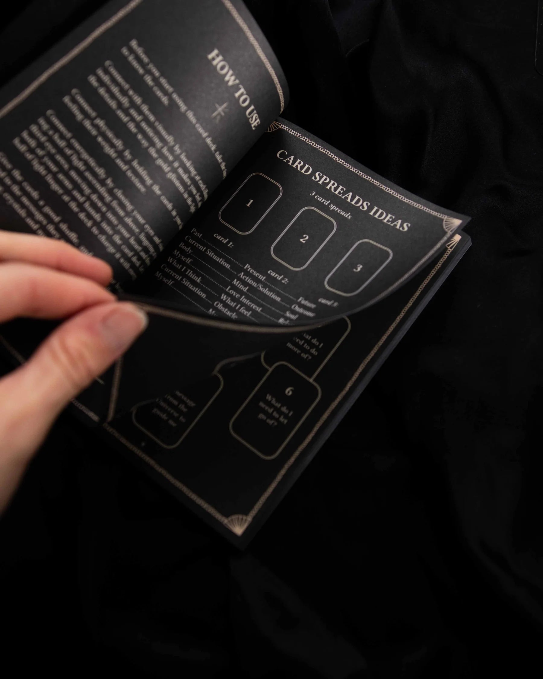 Dreamy Moons Tarot - Inglés